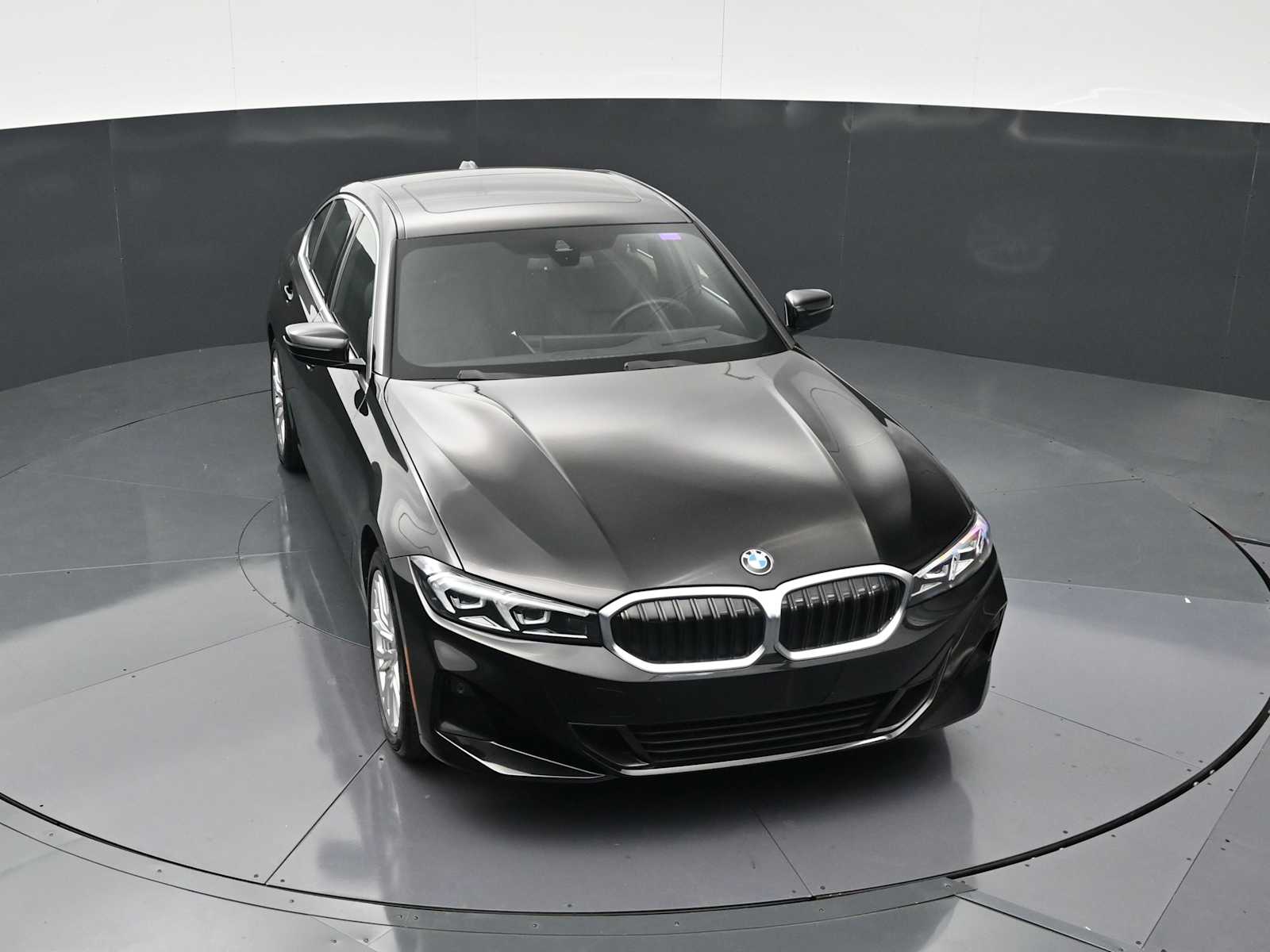 Thumbnail: 2024 BMW 3 Series - 19