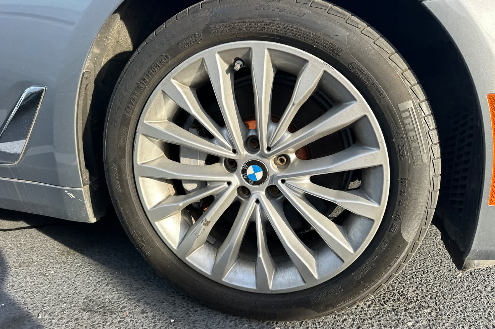 Thumbnail: 2023 BMW 5 Series - 13