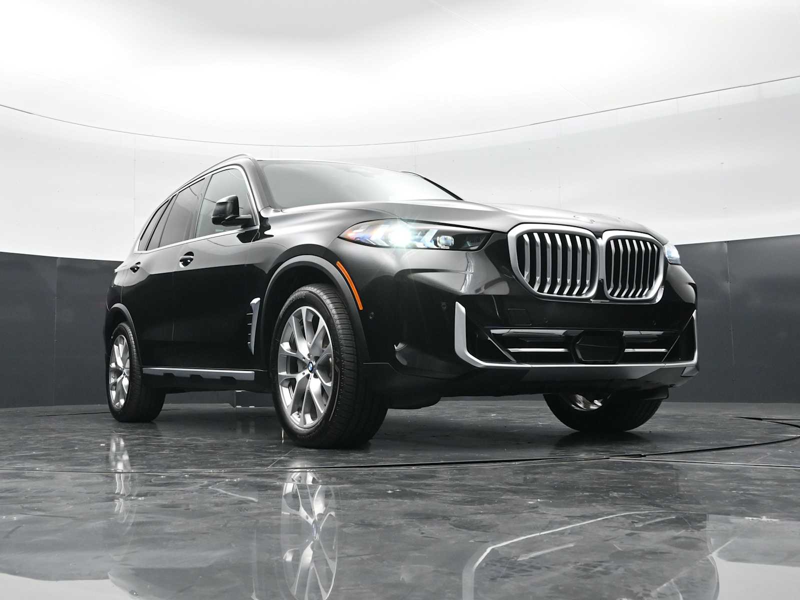 Thumbnail: 2026 BMW X5 - 26