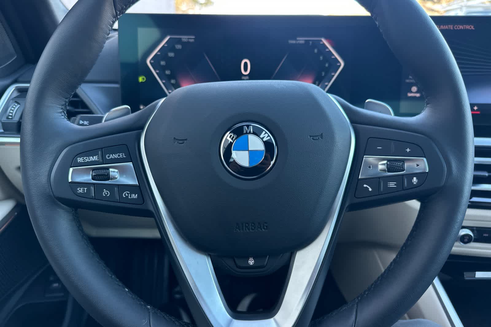 Thumbnail: 2023 BMW 3 Series - 27