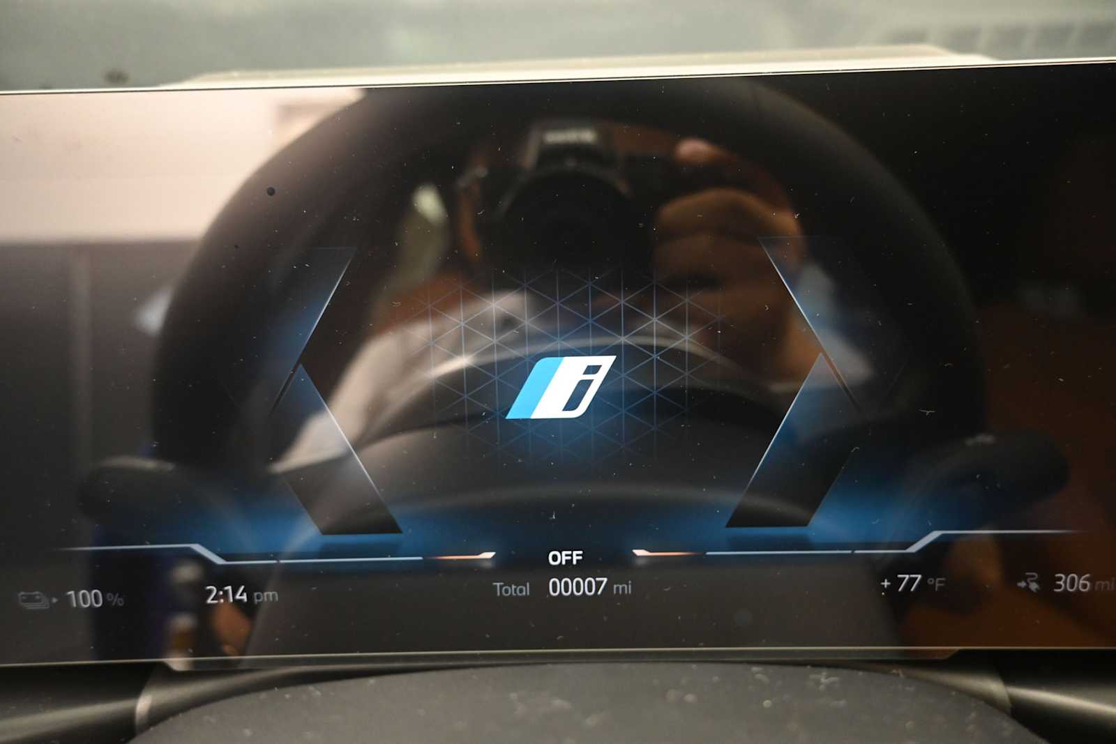 Thumbnail: 2026 BMW i4 - 12