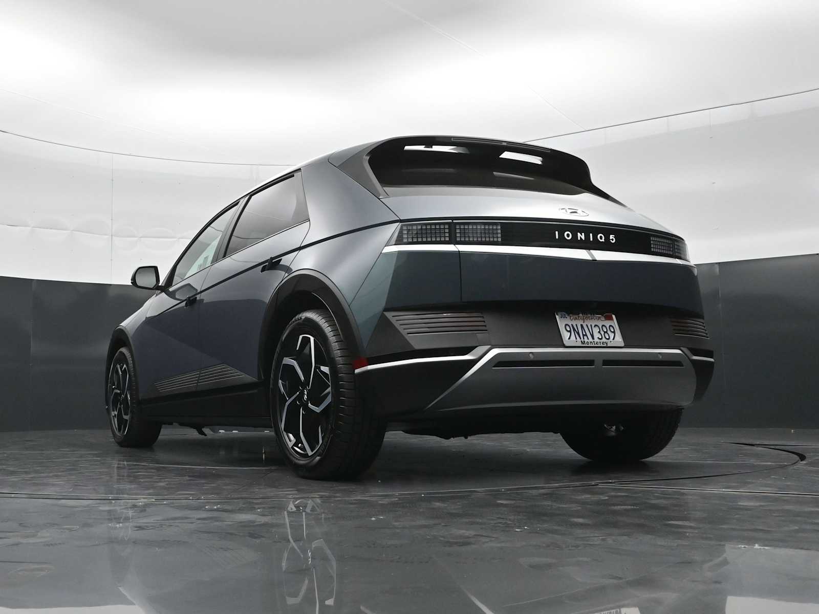 2024 Hyundai IONIQ 5 SE - Photo 35