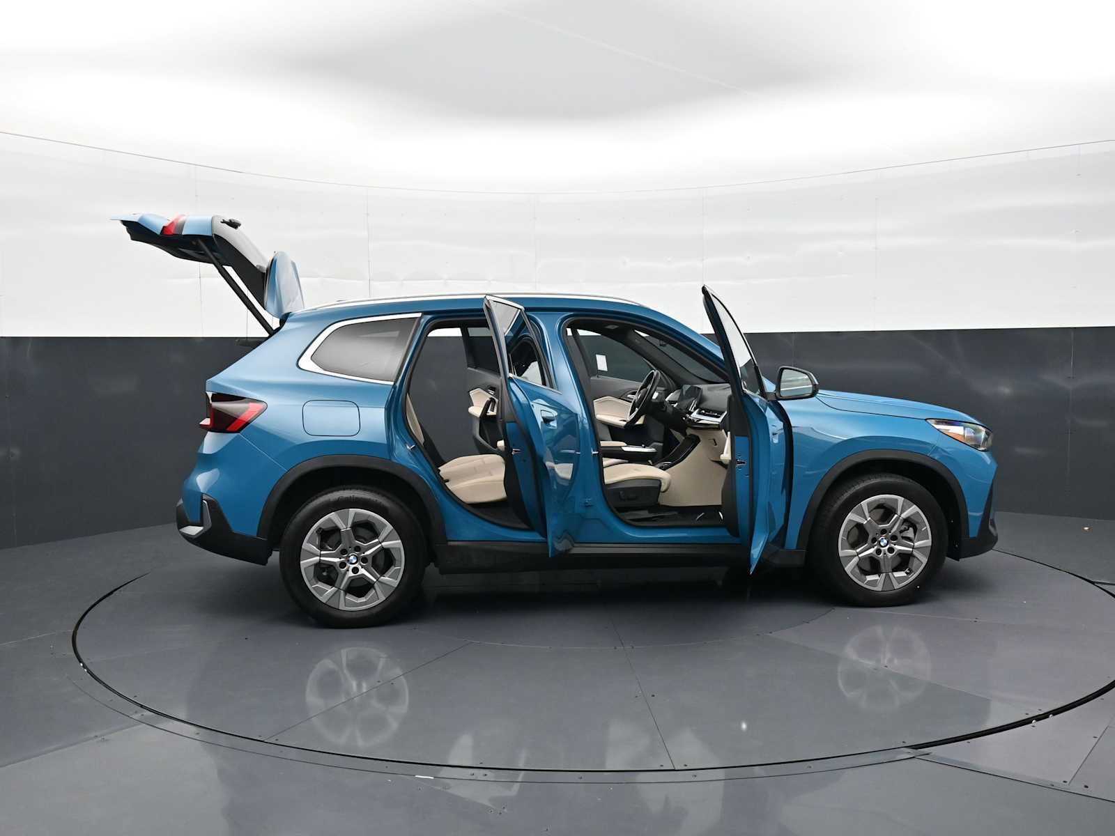 2023 BMW X1 28i - Photo 34