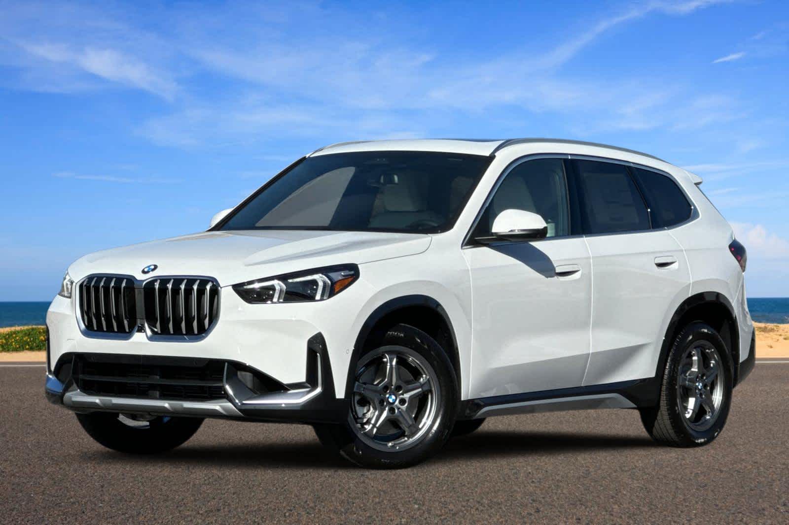 2026 BMW X1 28i's photo