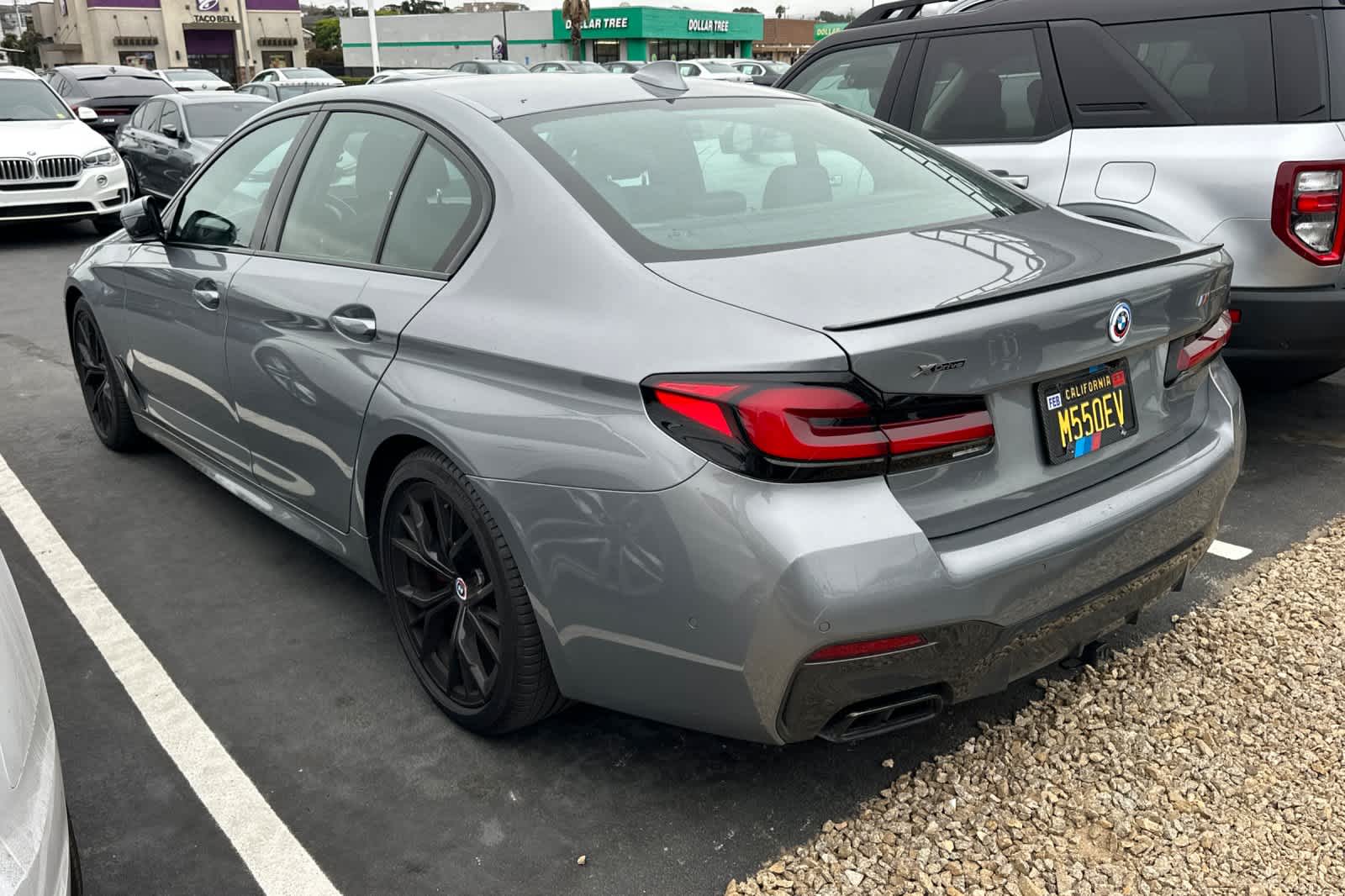 Thumbnail: 2023 BMW 5 Series - 4