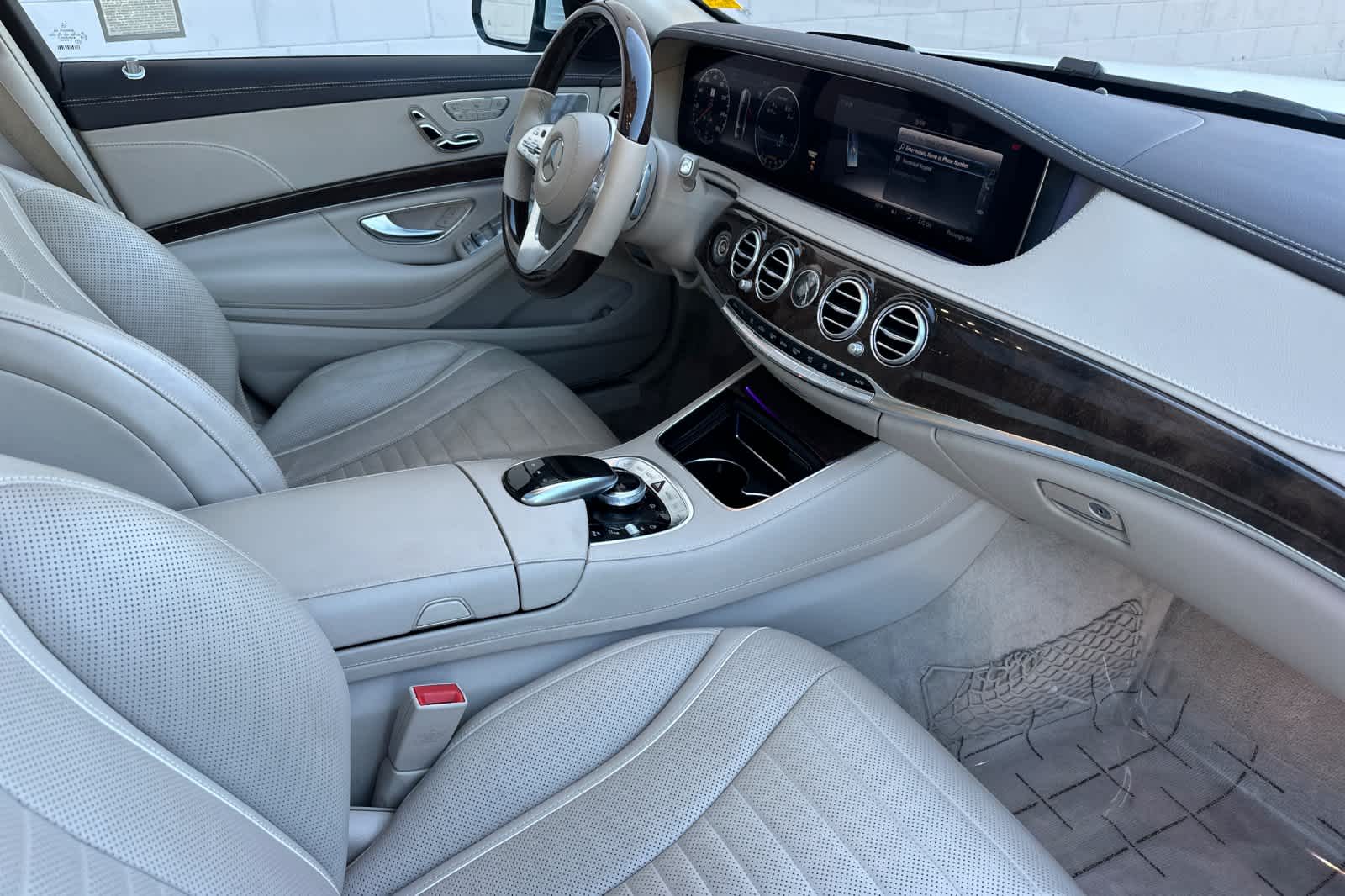 Thumbnail: 2018 Mercedes-Benz S-Class - 16