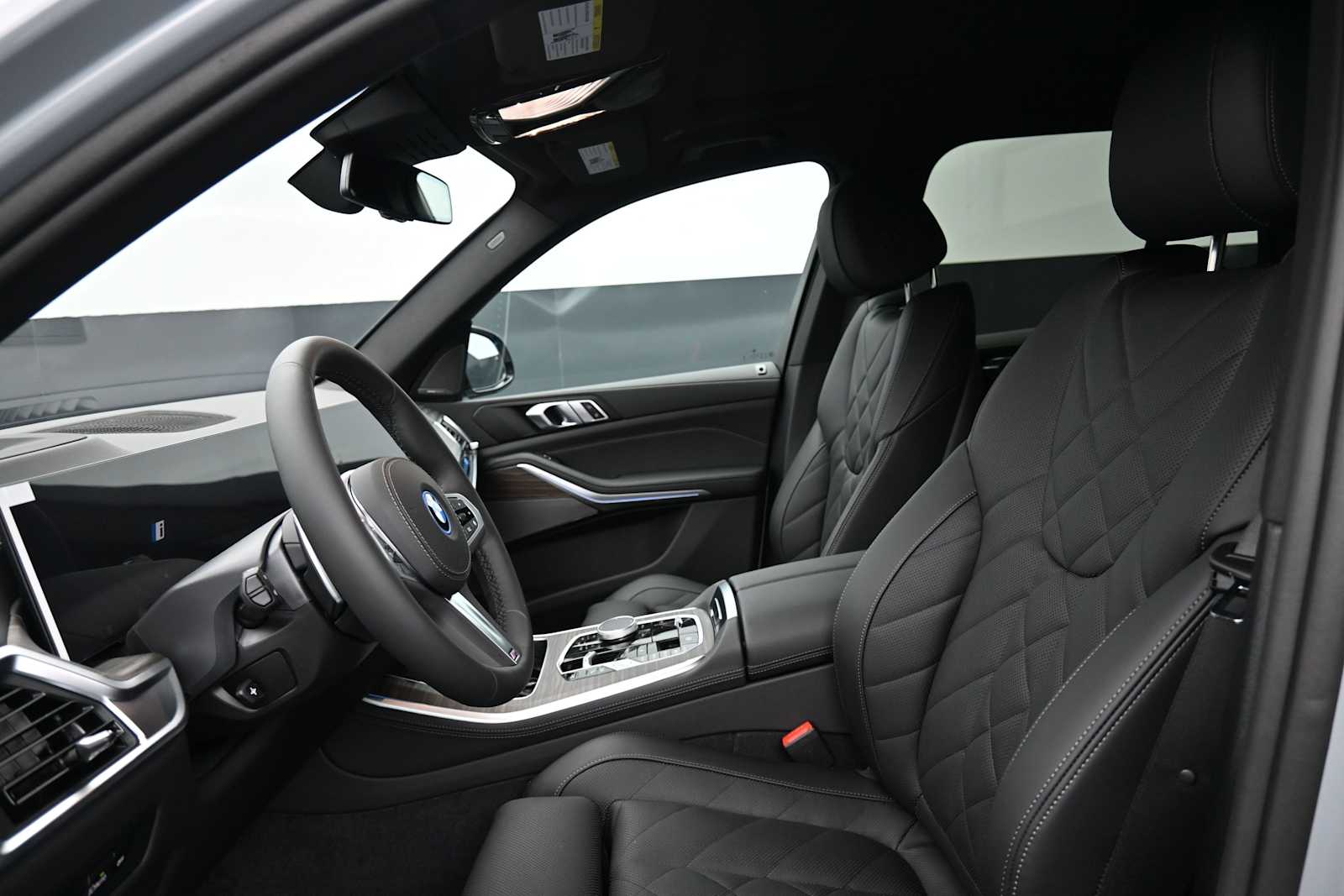 Thumbnail: 2026 BMW X5 - 10