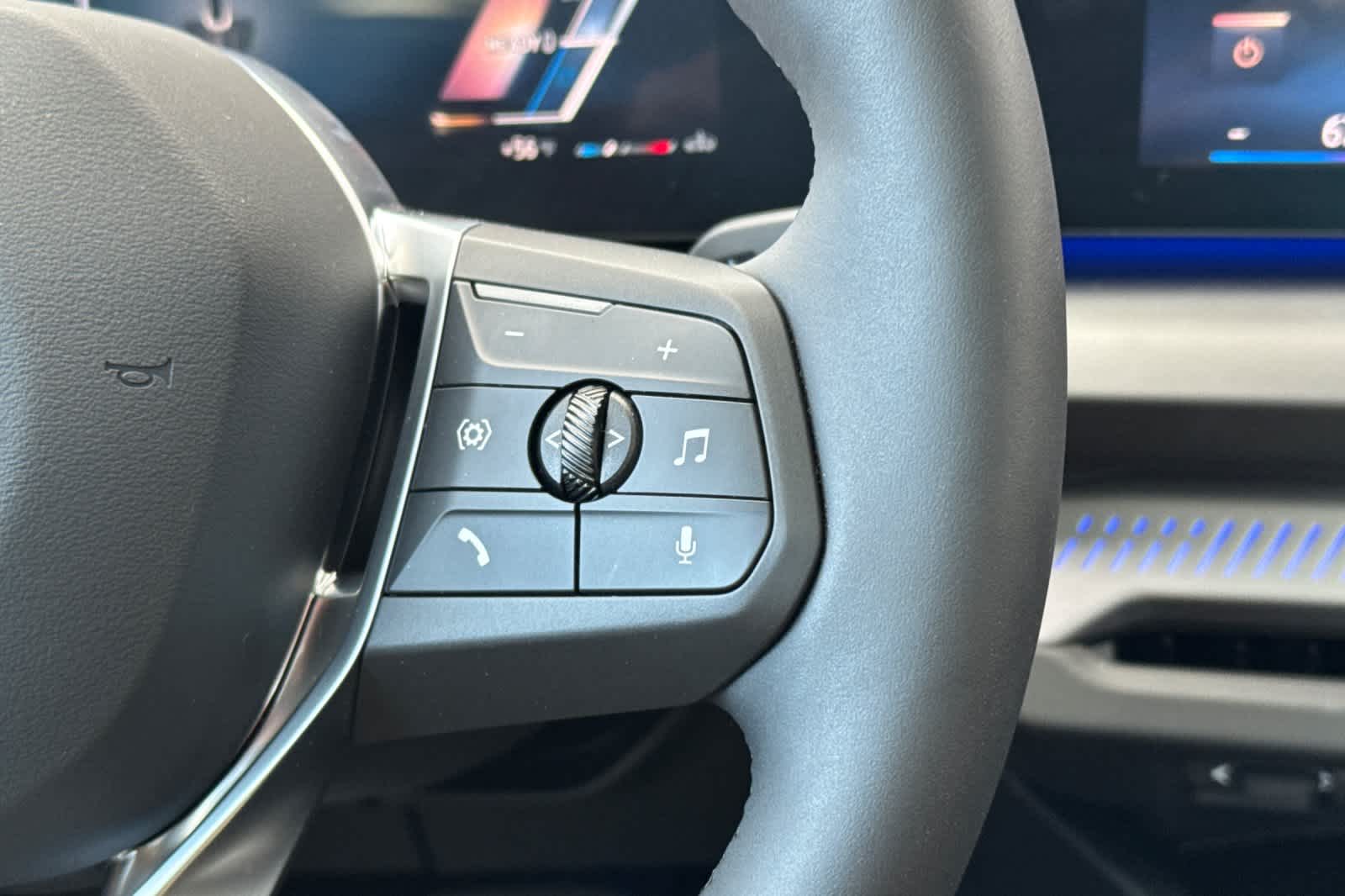 Thumbnail: 2025 BMW 2 Series - 27