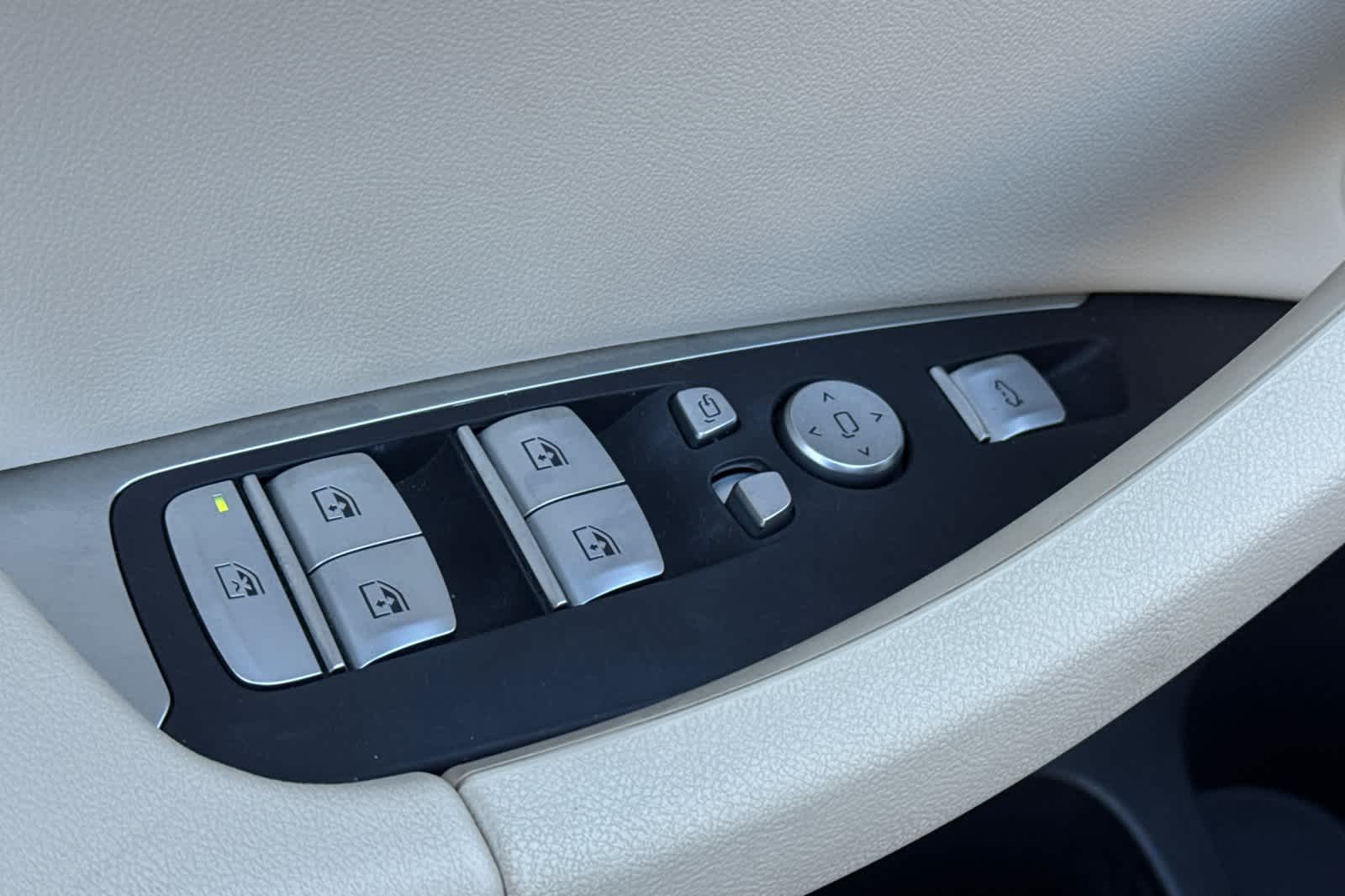 Thumbnail: 2023 BMW X3 - 13