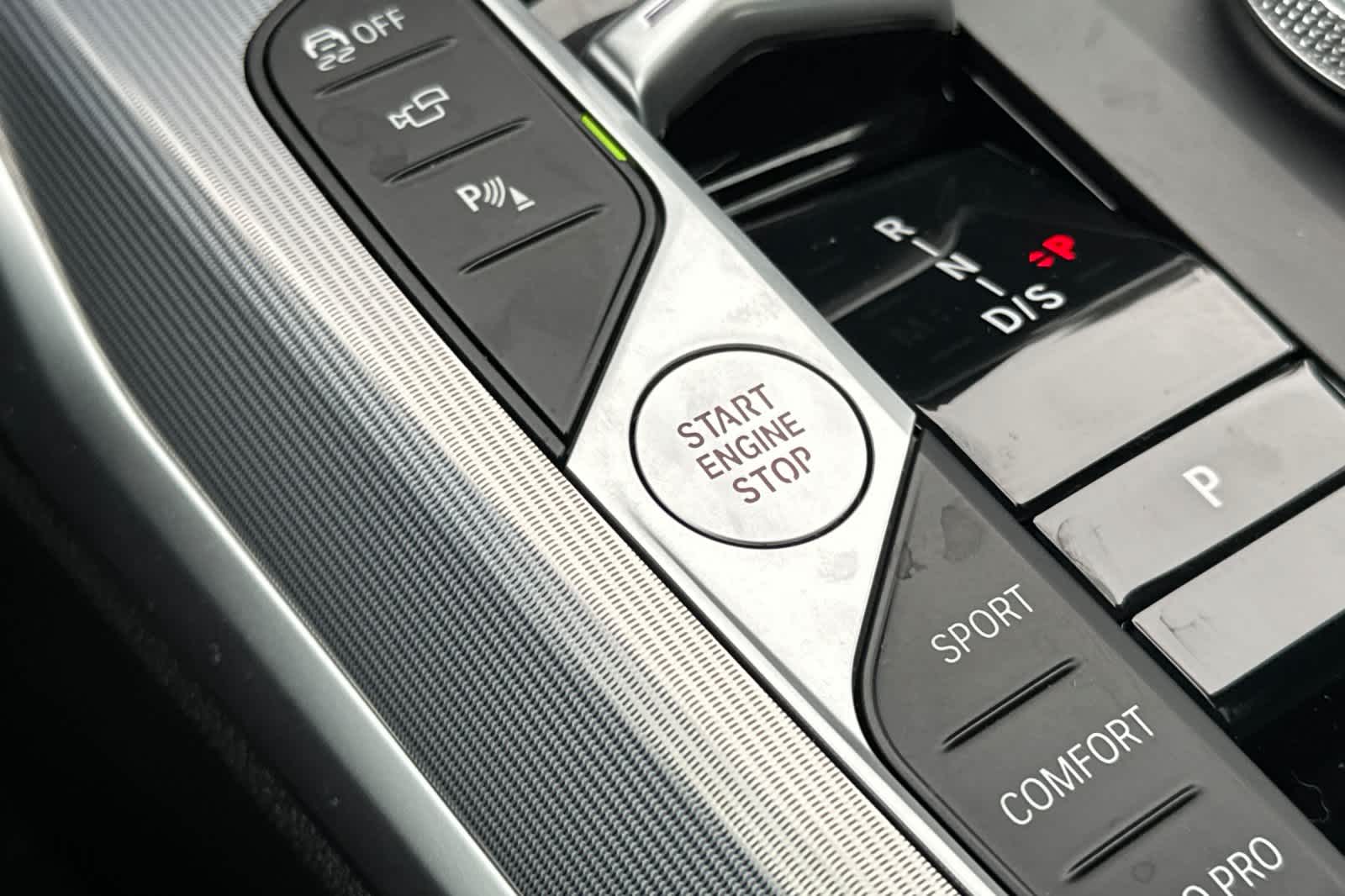 Thumbnail: 2024 BMW 3 Series - 24