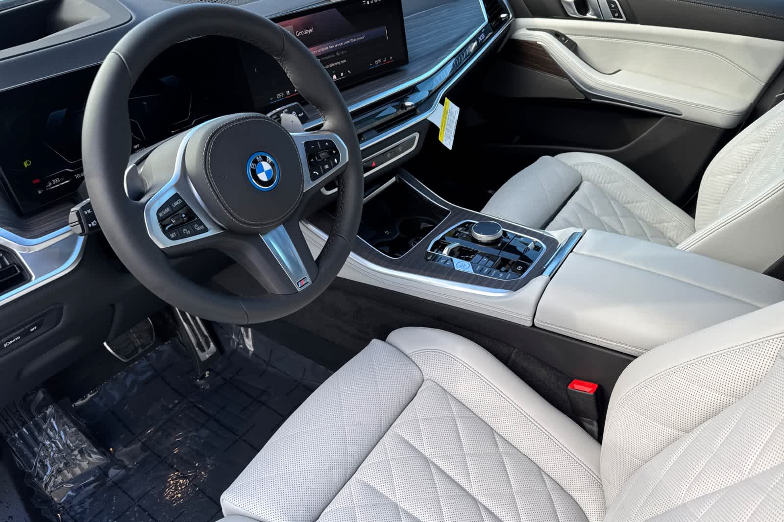 Thumbnail: 2026 BMW X5 - 12