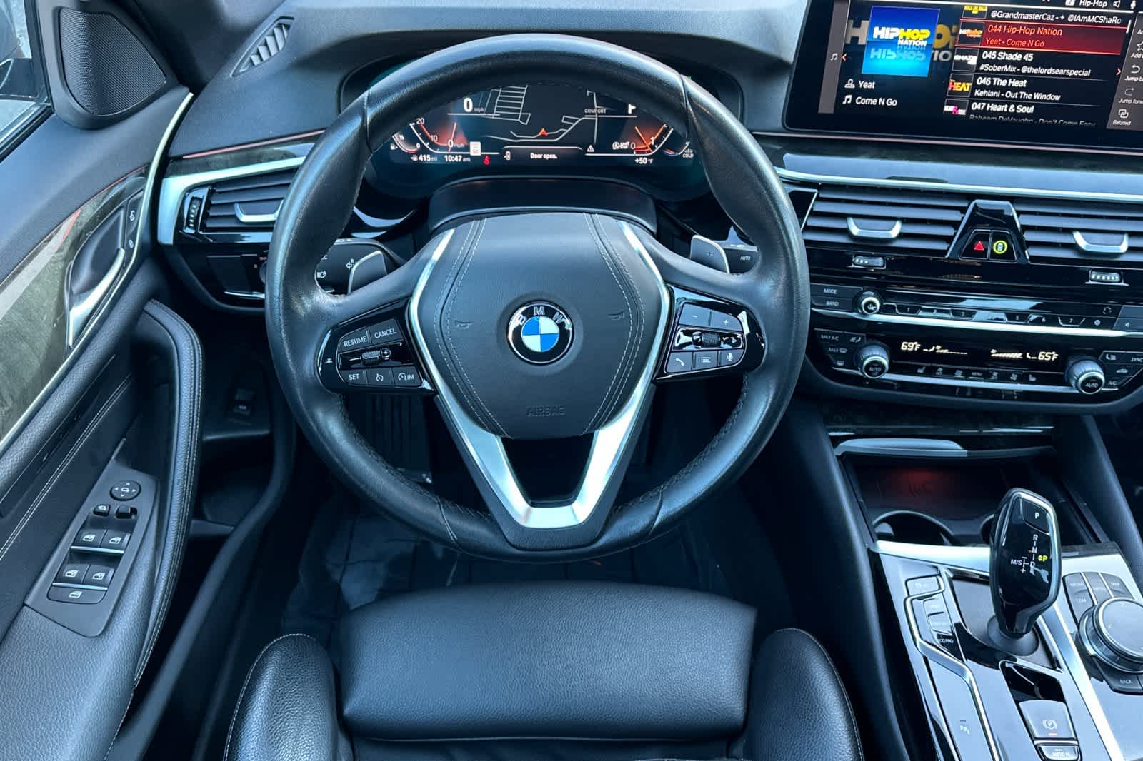 Thumbnail: 2023 BMW 5 Series - 17