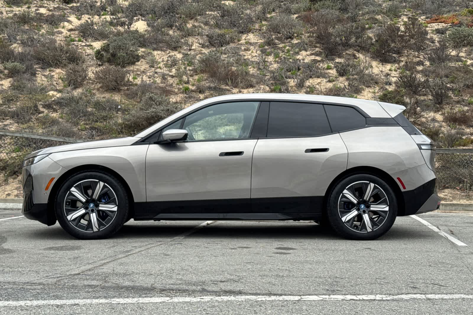 Thumbnail: 2025 BMW iX - 9