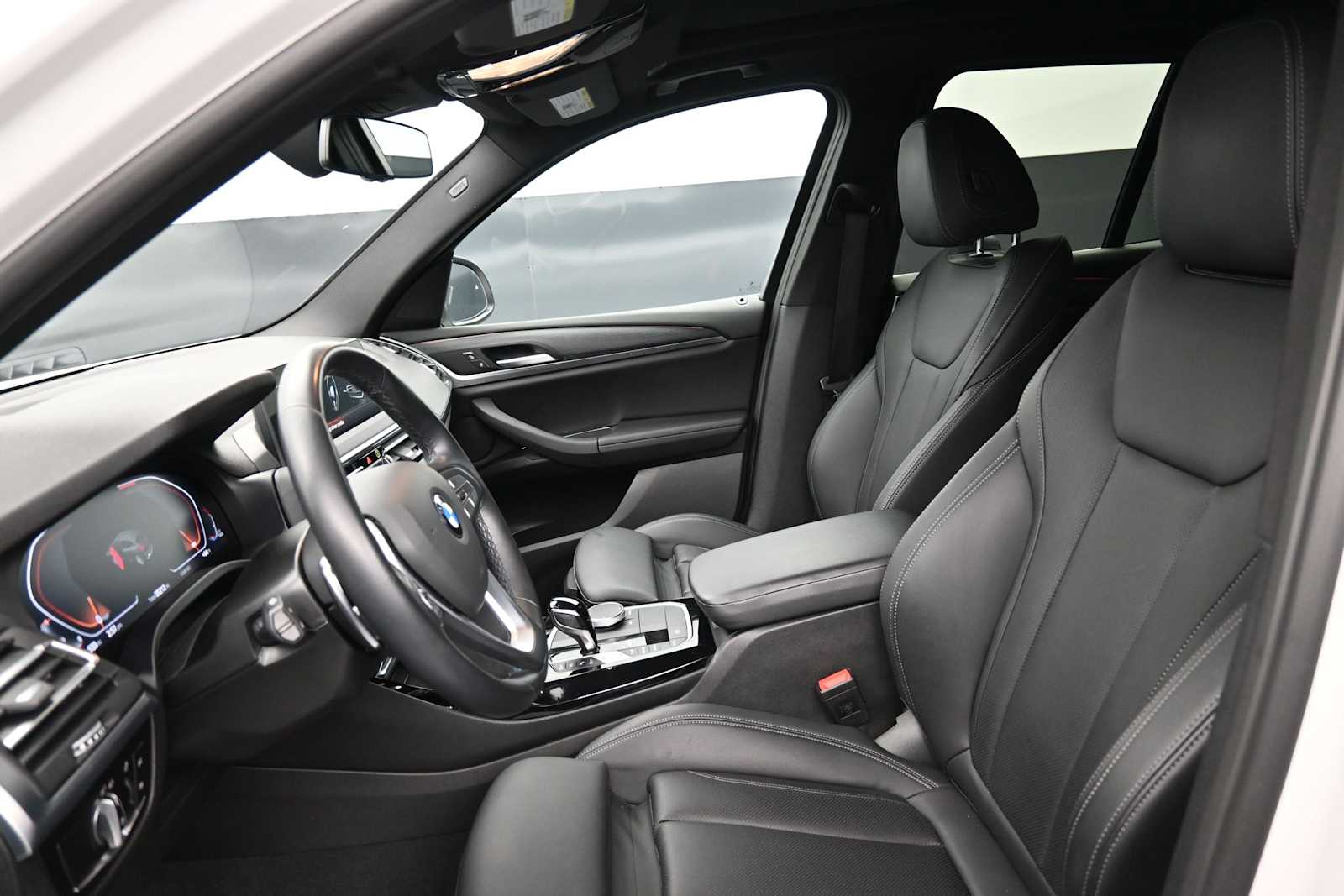 Thumbnail: 2024 BMW X3 - 10