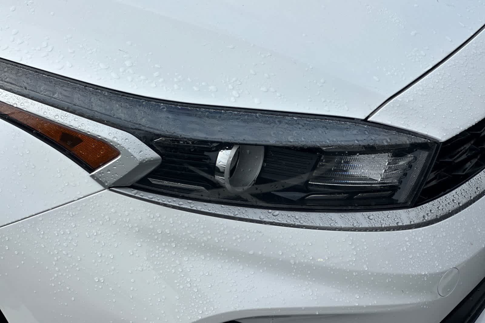 Thumbnail: 2023 Kia Forte - 8