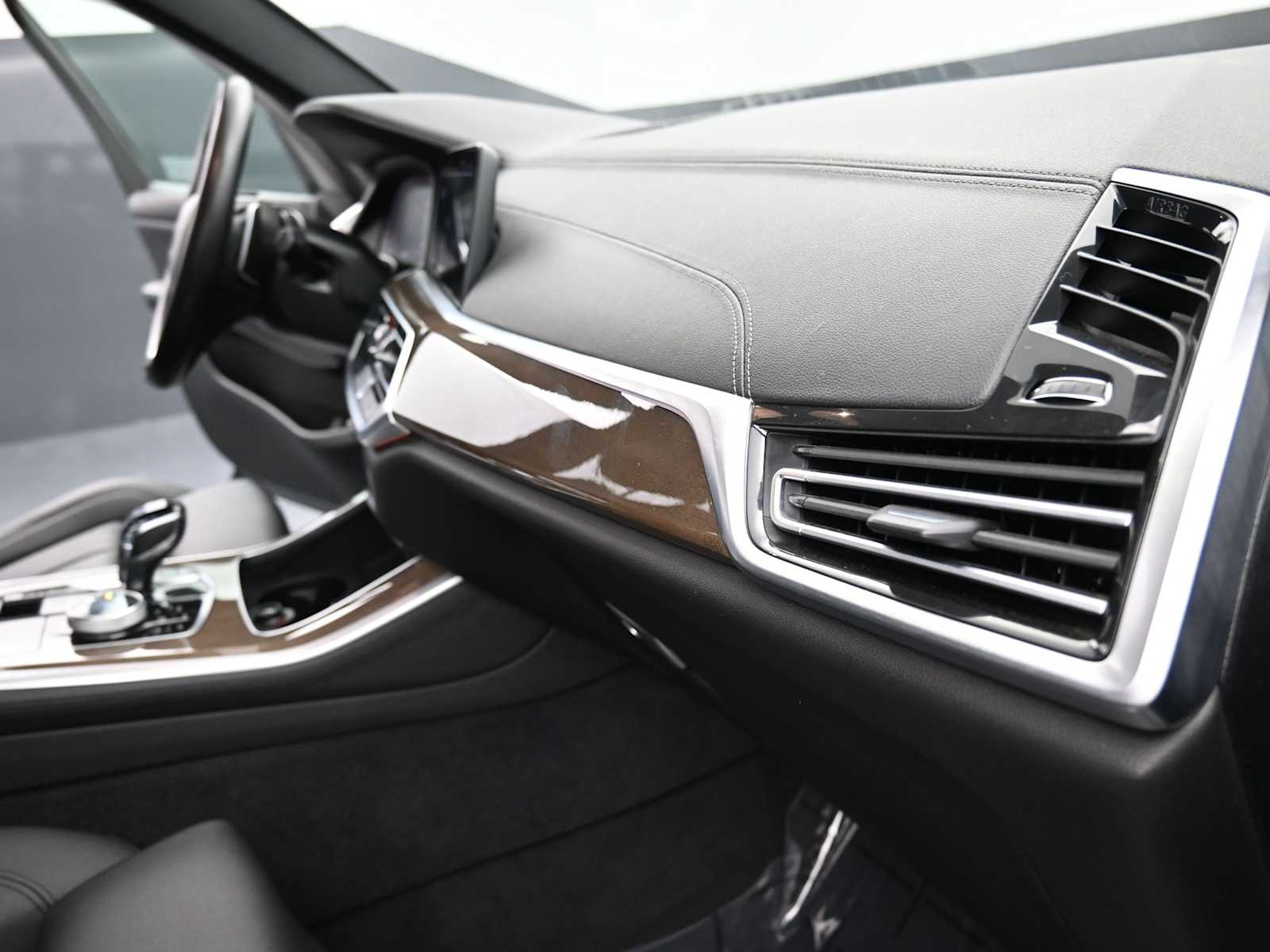 Thumbnail: 2020 BMW X5 - 16