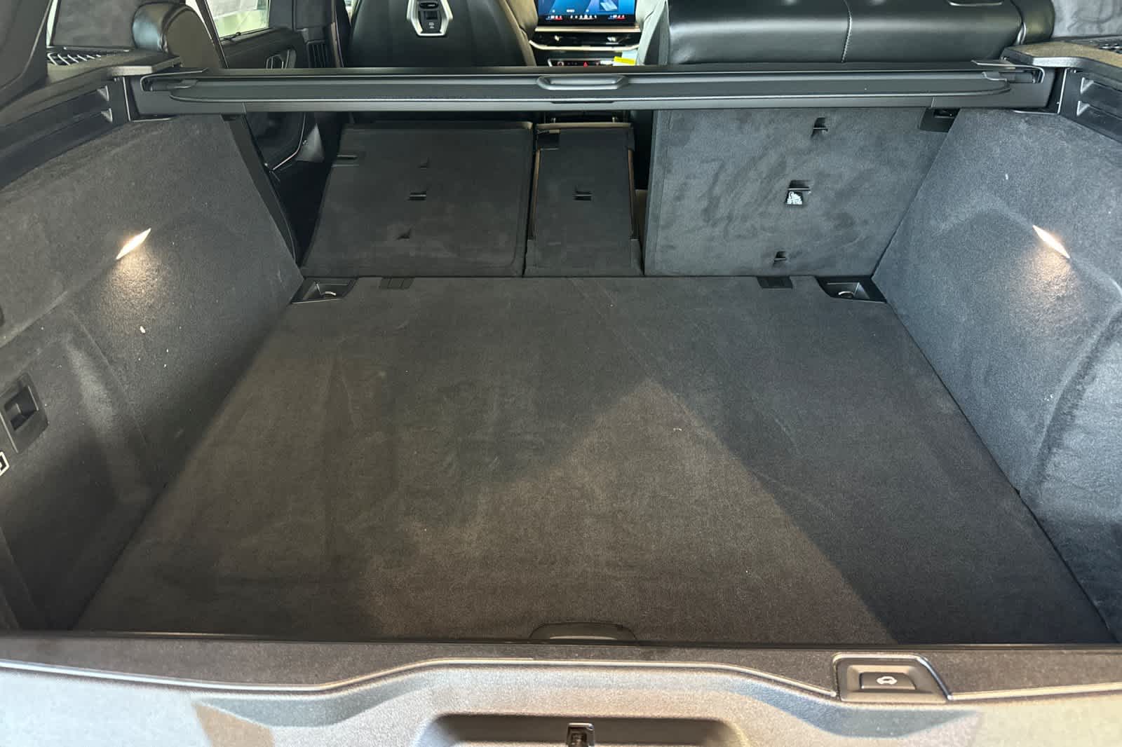 Thumbnail: 2026 BMW X5 - 17