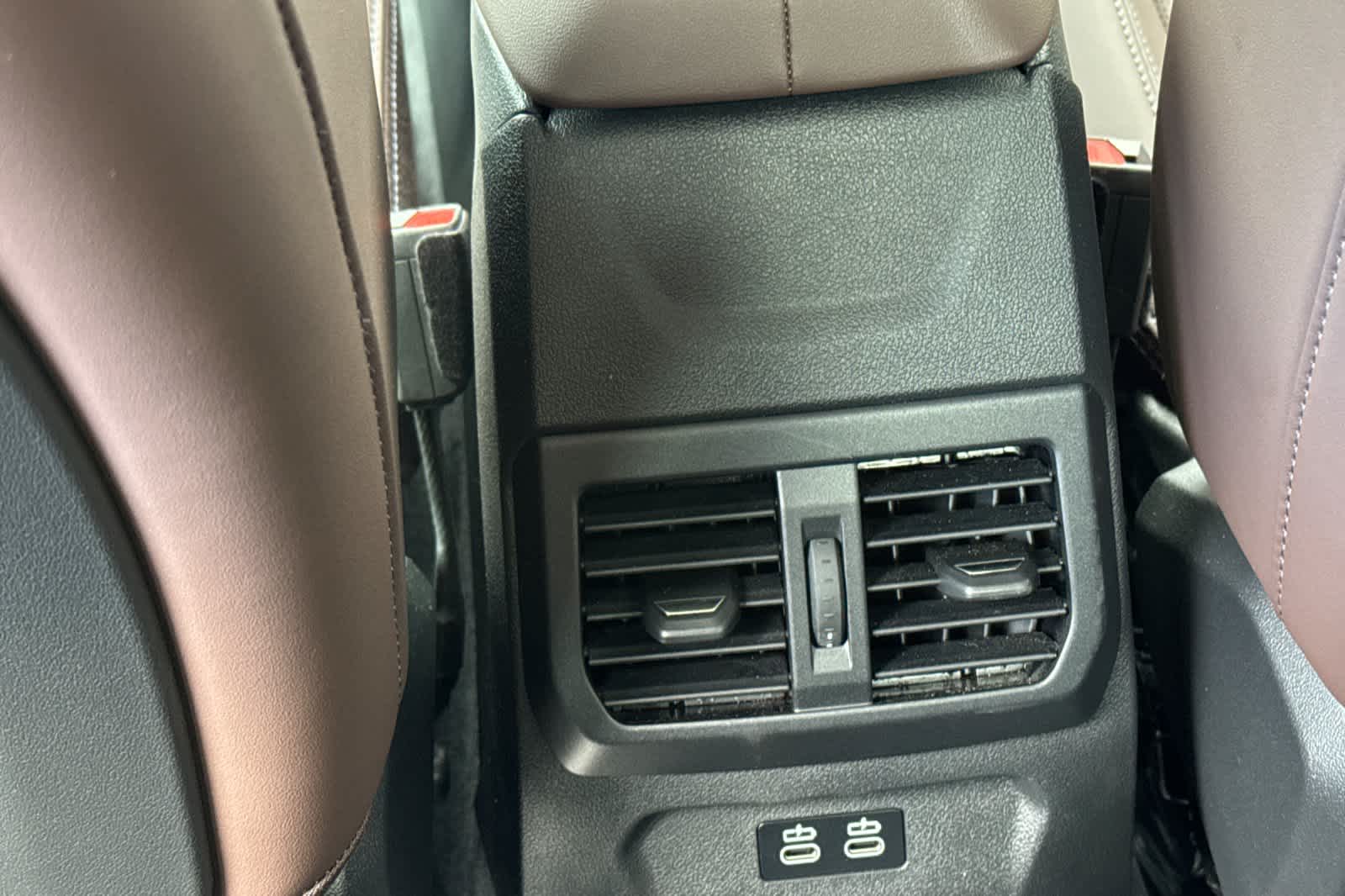 Thumbnail: 2025 BMW 2 Series - 14