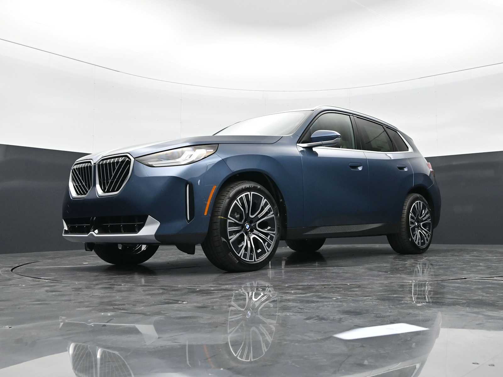 Thumbnail: 2026 BMW X3 - 25