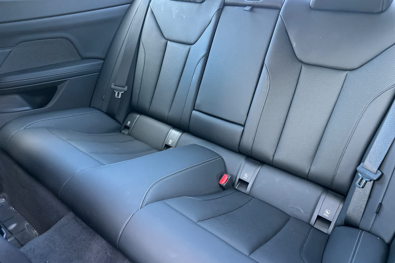 Thumbnail: 2023 BMW 4 Series - 4