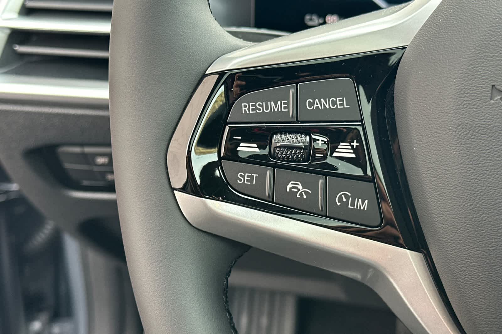 Thumbnail: 2026 BMW i4 - 28