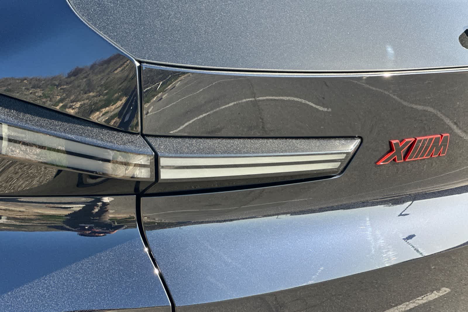 Thumbnail: 2026 BMW XM - 11