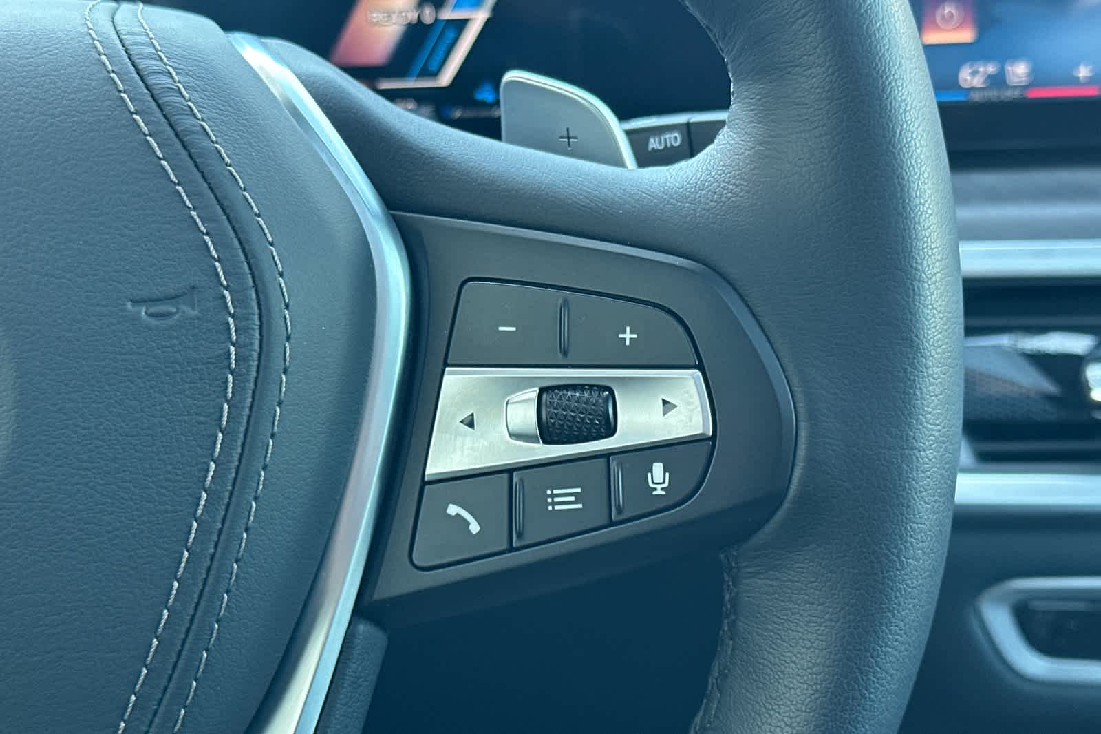 Thumbnail: 2025 BMW X5 - 28