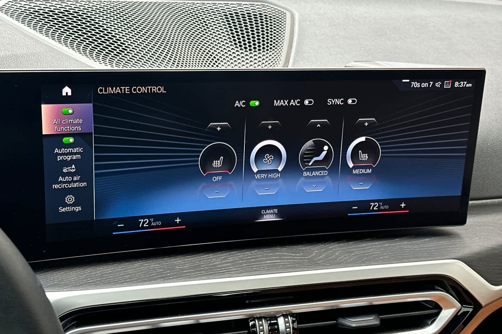 Thumbnail: 2024 BMW 3 Series - 22