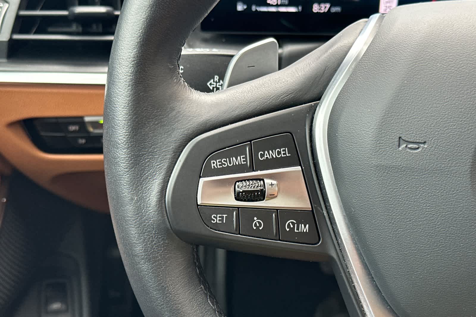 Thumbnail: 2024 BMW 3 Series - 26