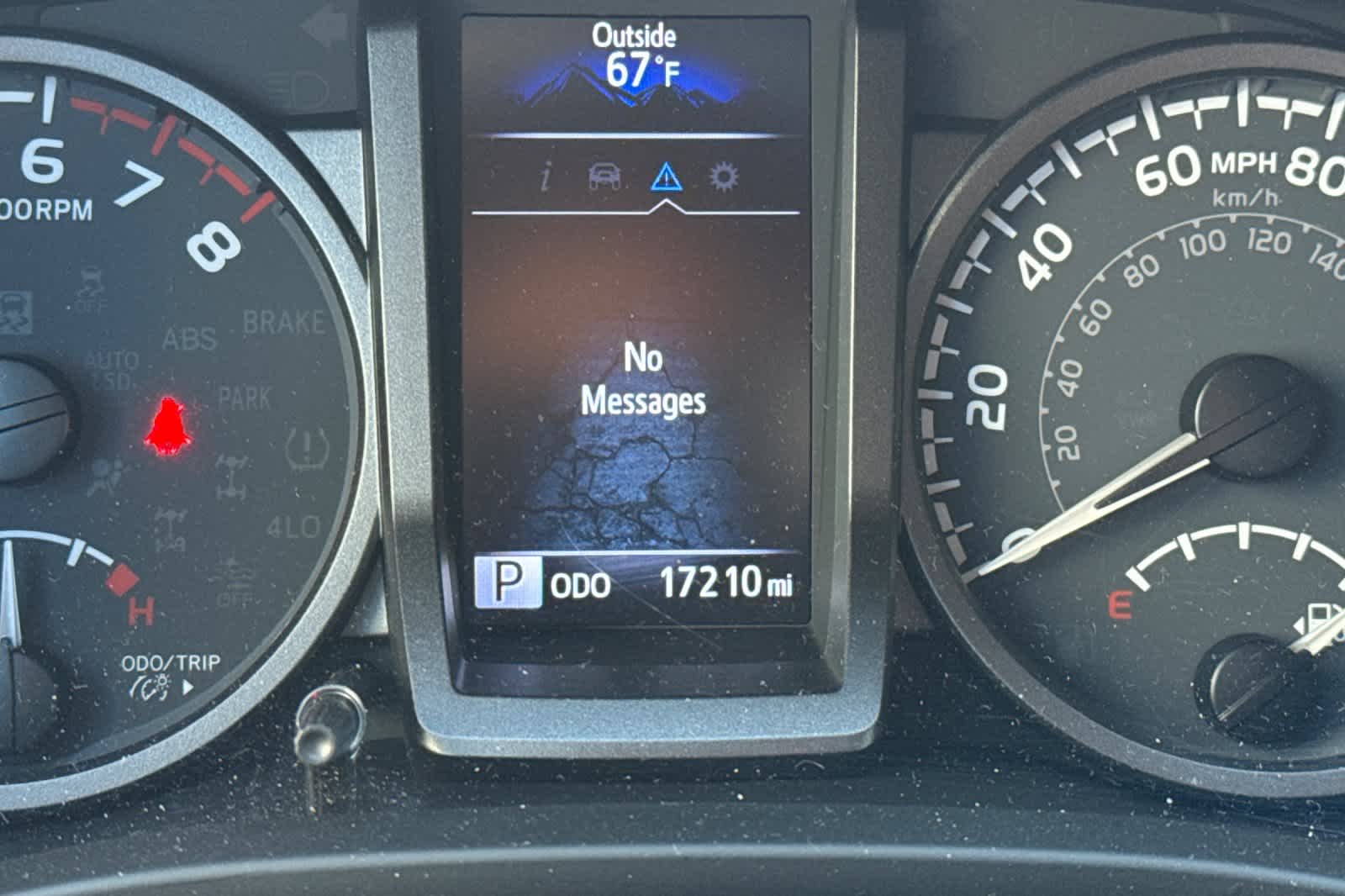 Thumbnail: 2023 Toyota Tacoma - 25