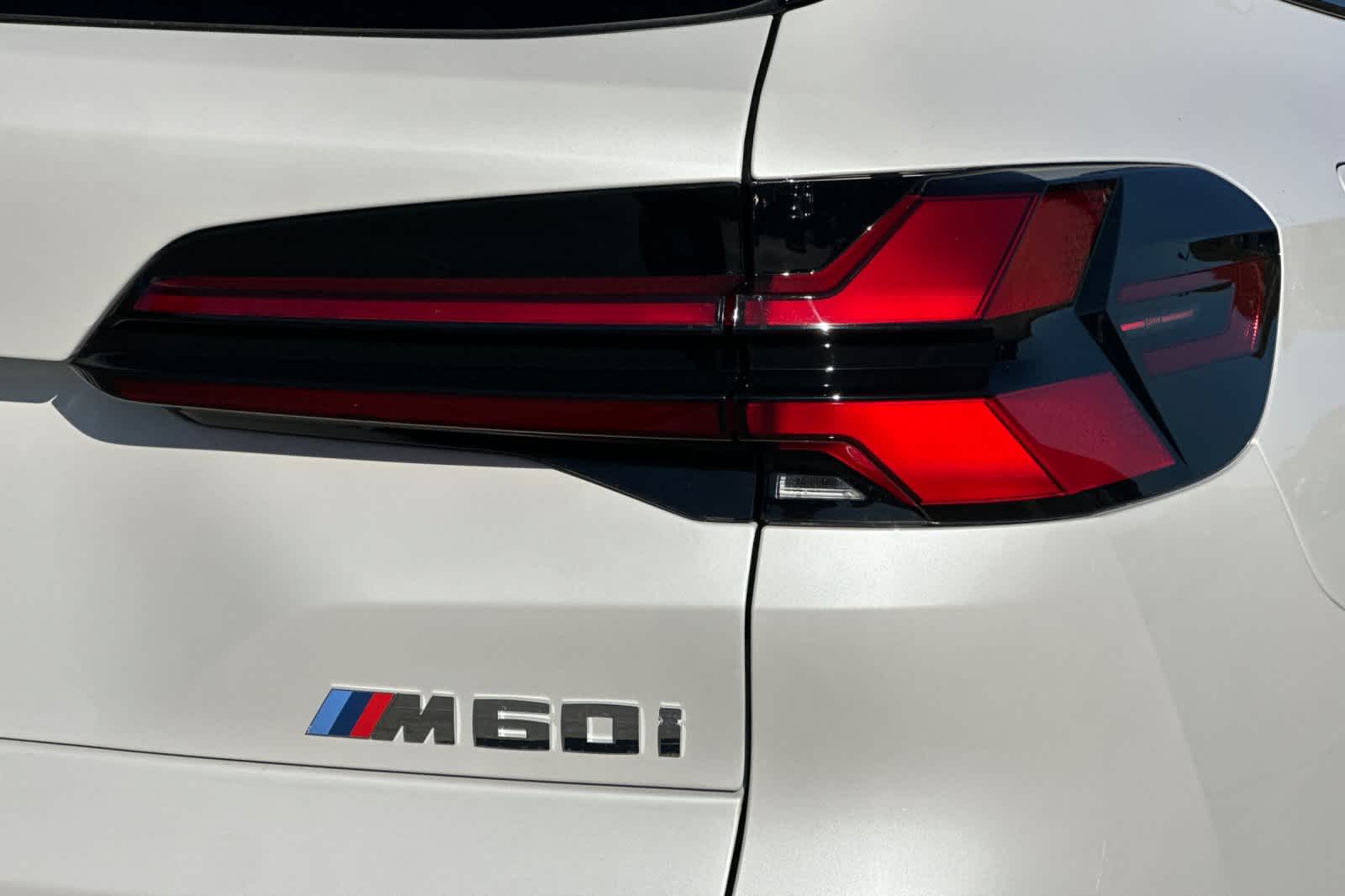 Thumbnail: 2026 BMW X5 - 11