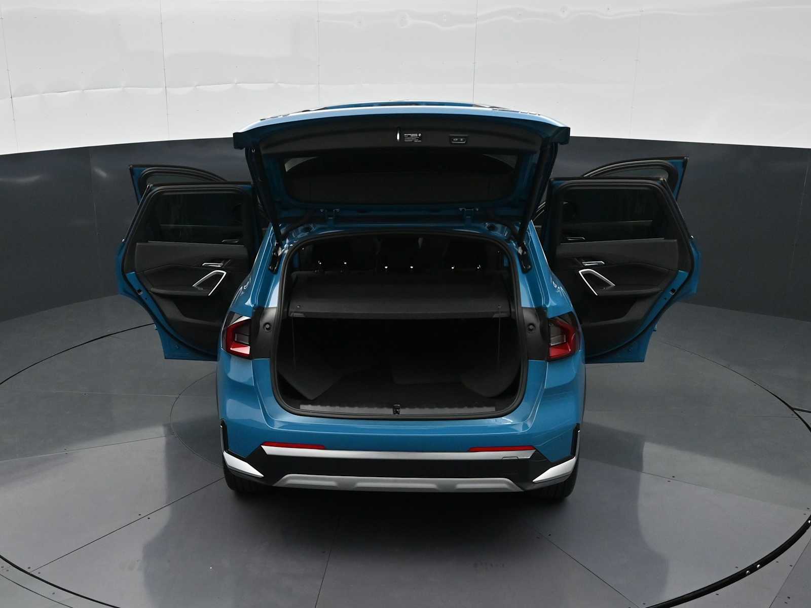 2025 BMW X1 28i - Photo 34