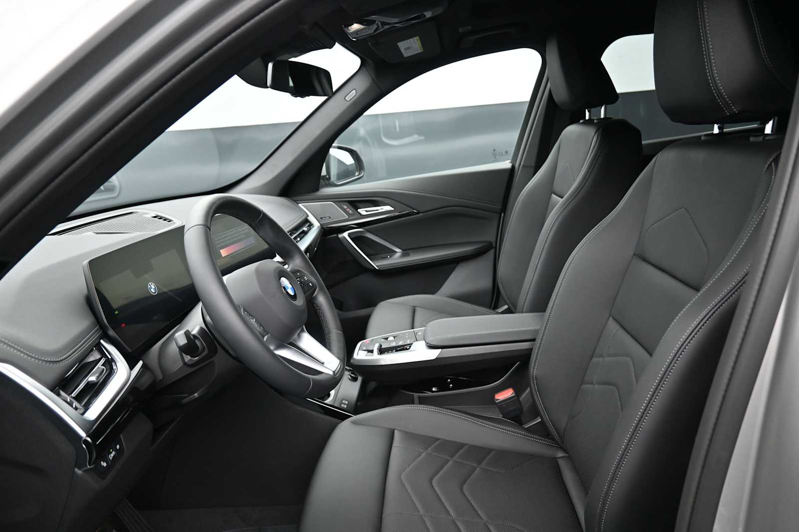Thumbnail: 2026 BMW X1 - 10