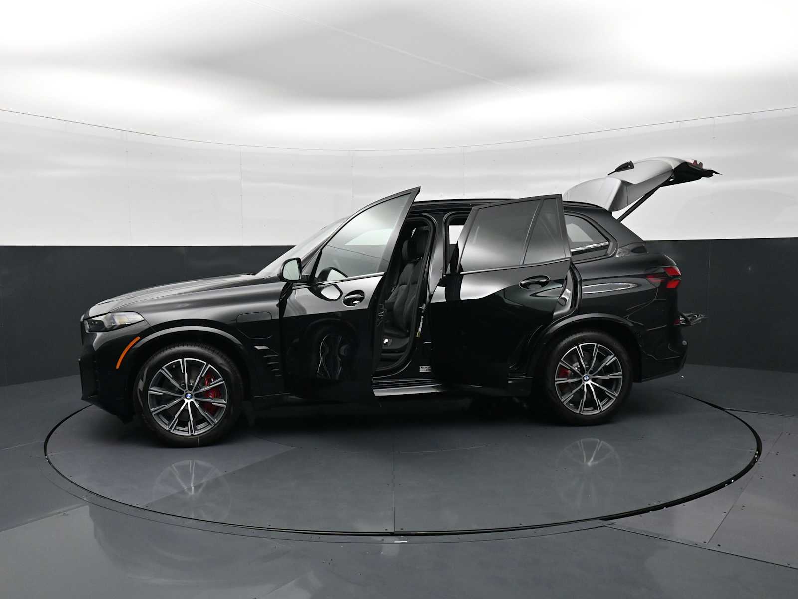 Thumbnail: 2026 BMW X5 - 36