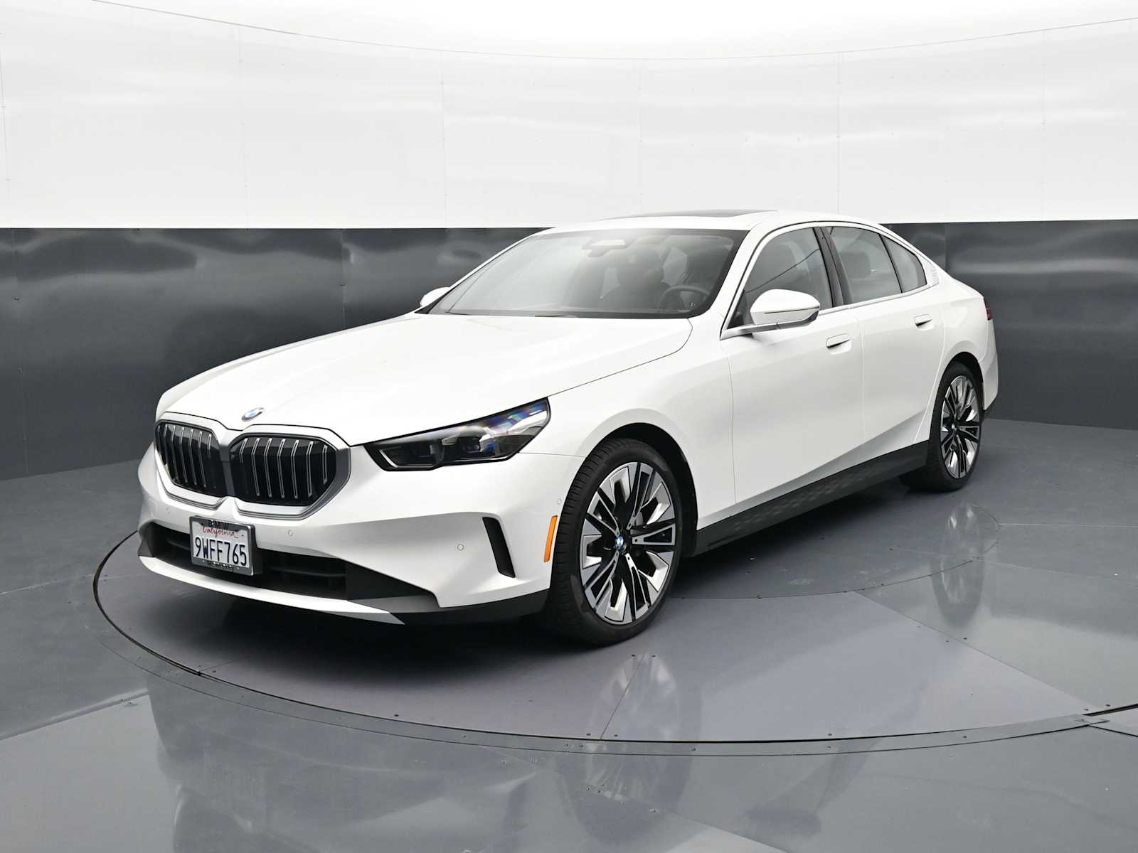 2026 BMW 5 Series 530i Sedan's photo