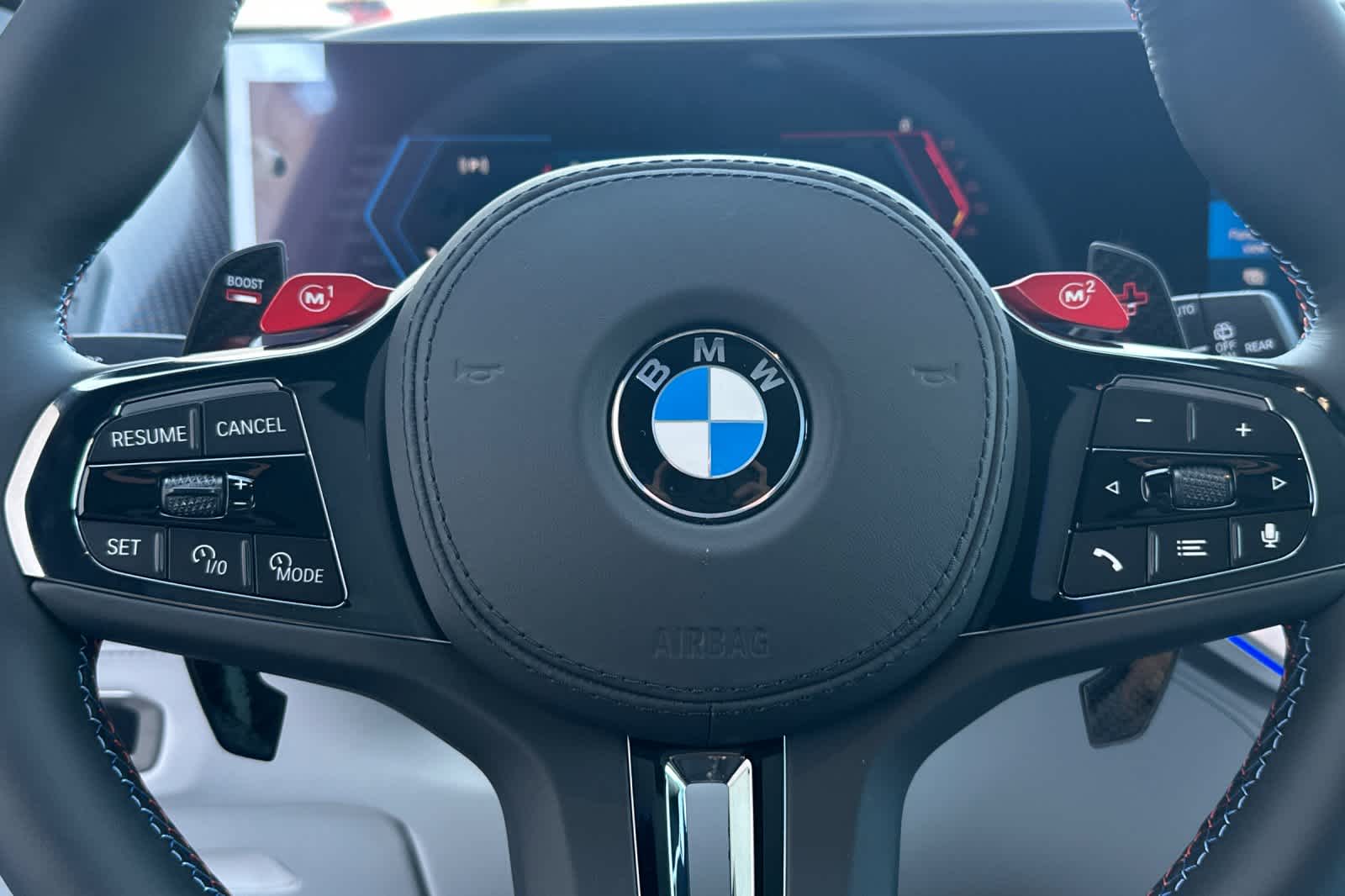 Thumbnail: 2026 BMW XM - 28