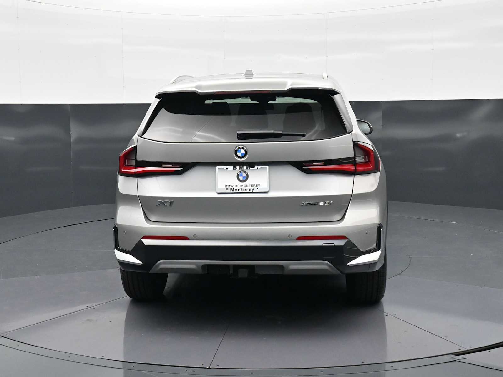 Thumbnail: 2026 BMW X1 - 6