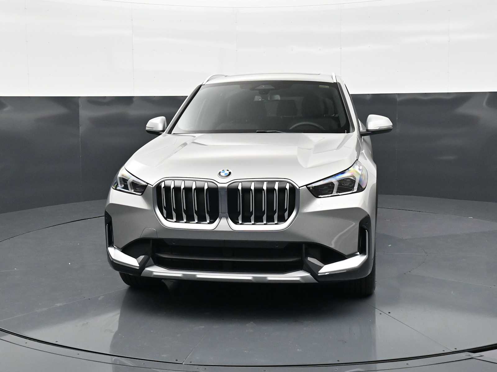 Thumbnail: 2026 BMW X1 - 2