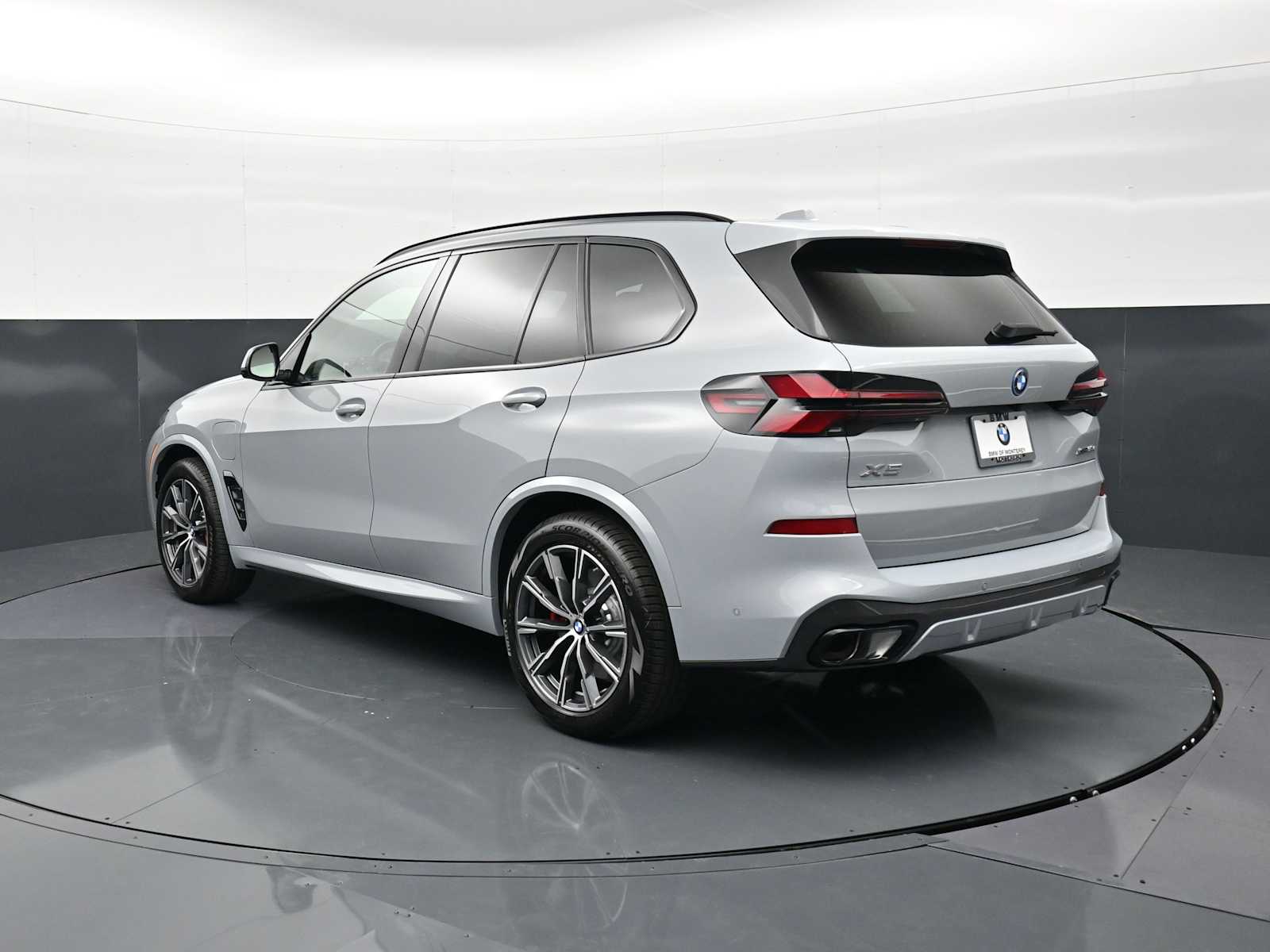 Thumbnail: 2026 BMW X5 - 7
