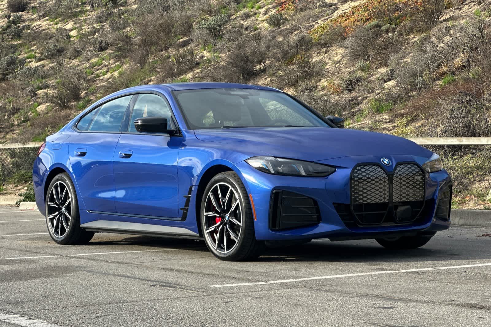 Thumbnail: 2025 BMW i4 - 9