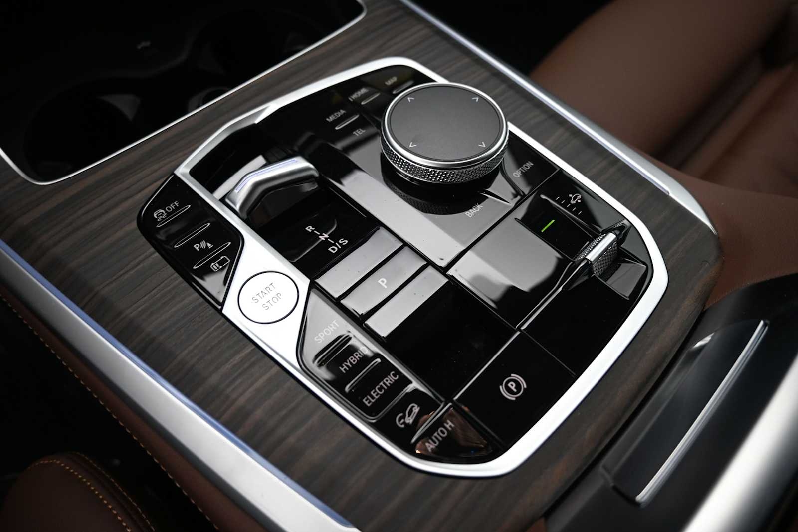 Thumbnail: 2026 BMW X5 - 12