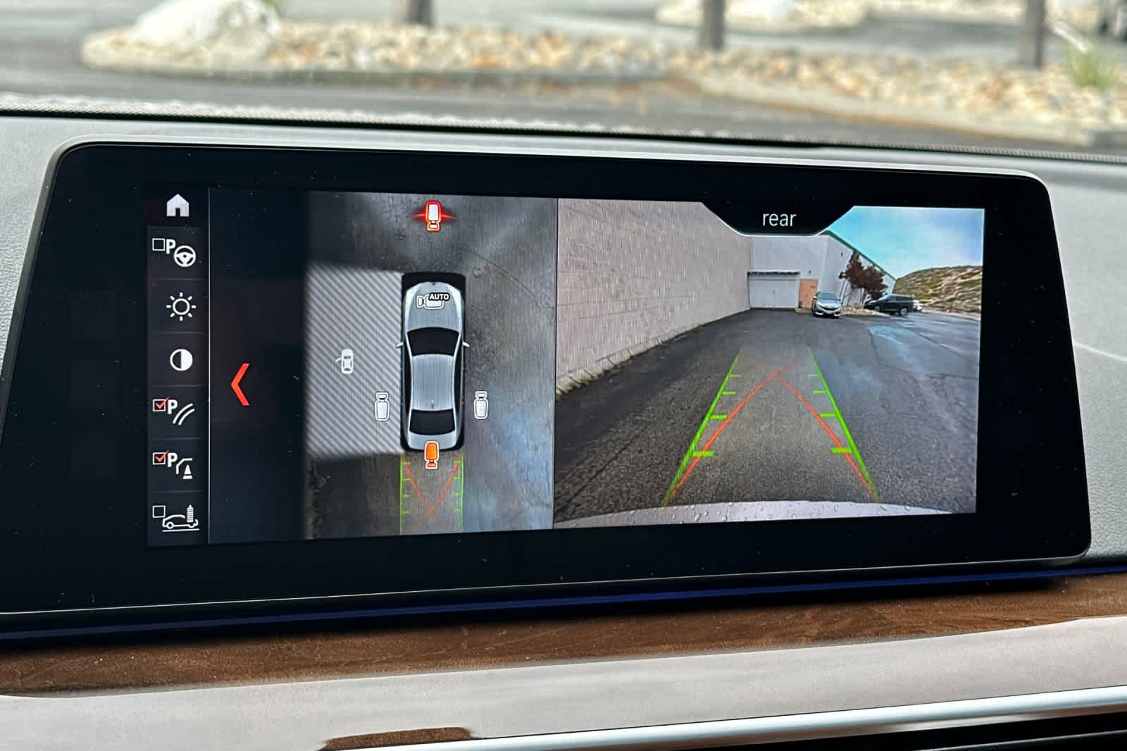 Thumbnail: 2018 BMW 5 Series - 21