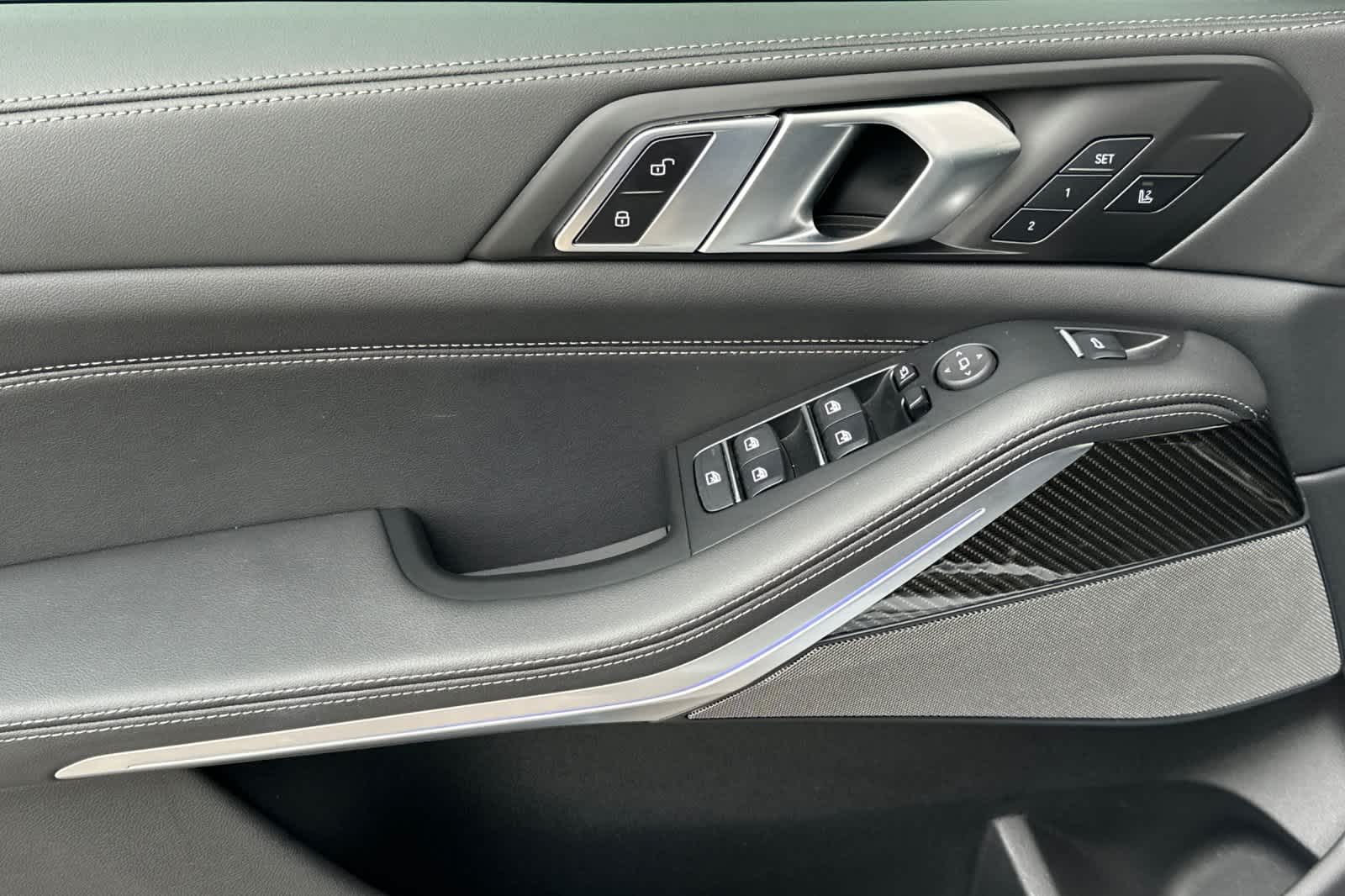 Thumbnail: 2025 BMW X5 - 12