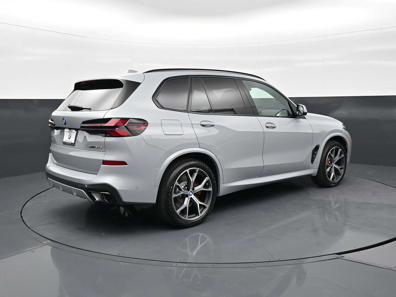 Thumbnail: 2026 BMW X5 - 5