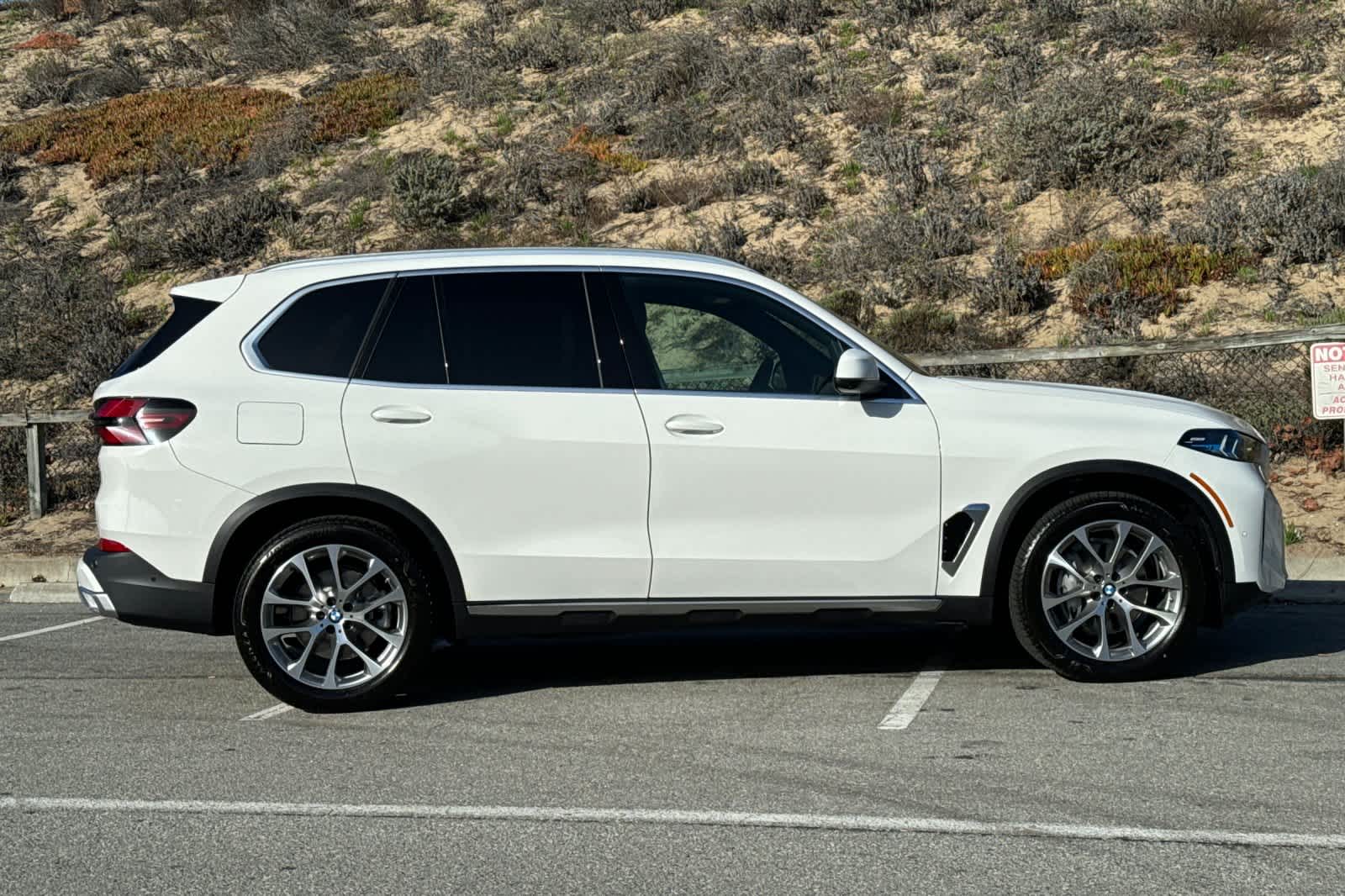 Thumbnail: 2026 BMW X5 - 8