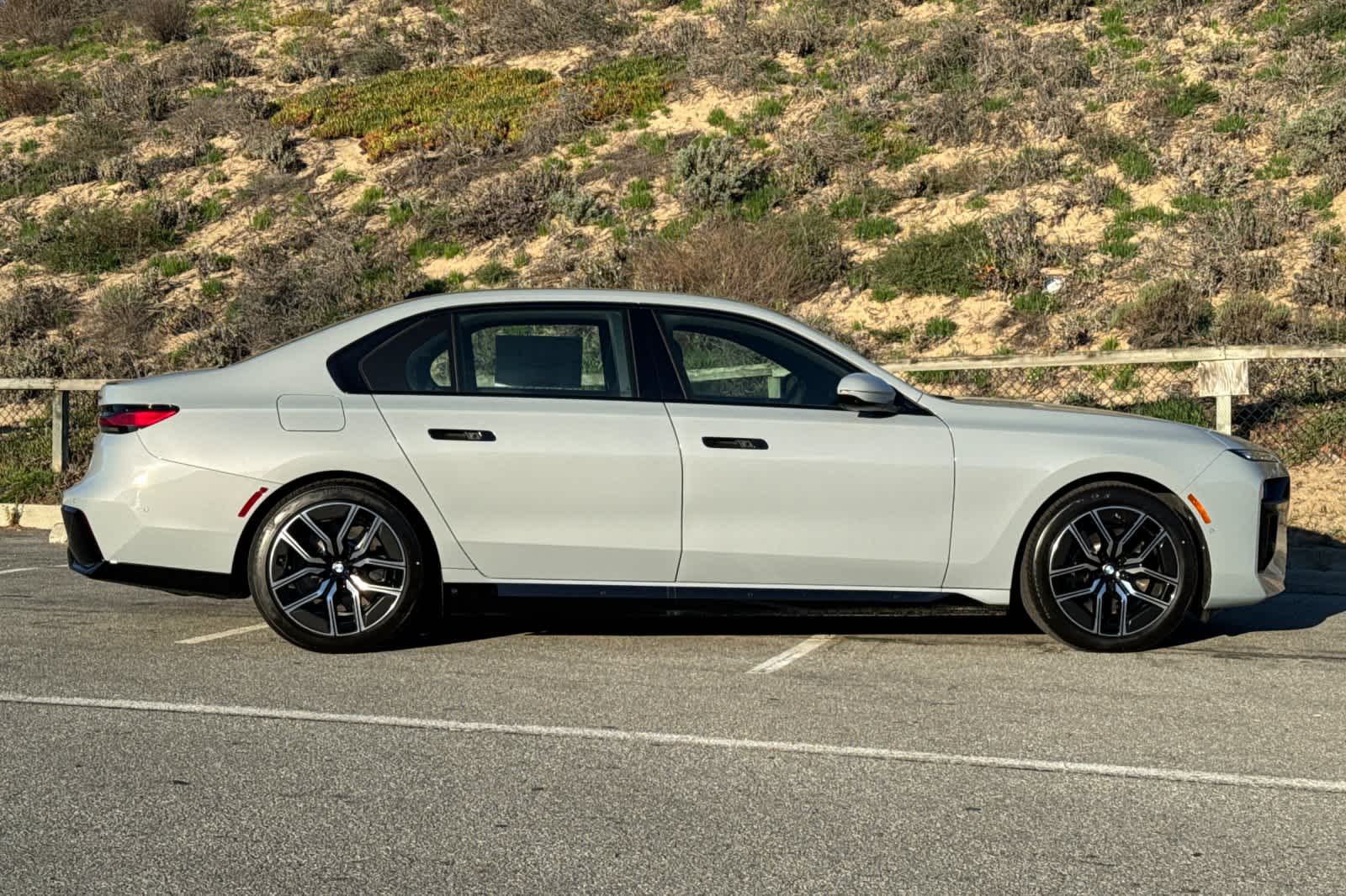 Thumbnail: 2026 BMW 7 Series - 8