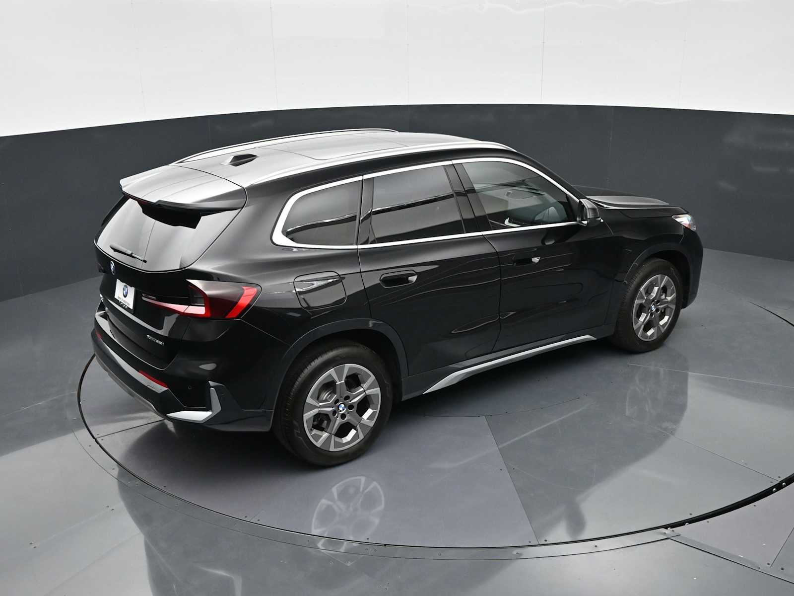 Thumbnail: 2025 BMW X1 - 19