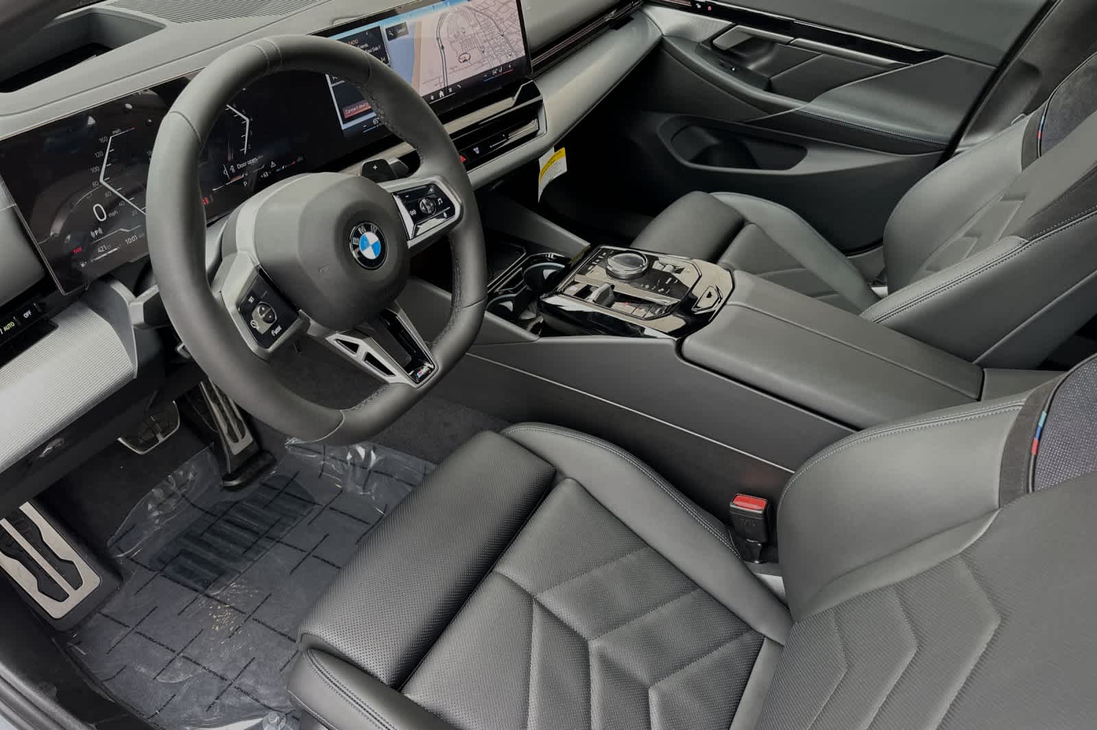 Thumbnail: 2024 BMW 5 Series - 12