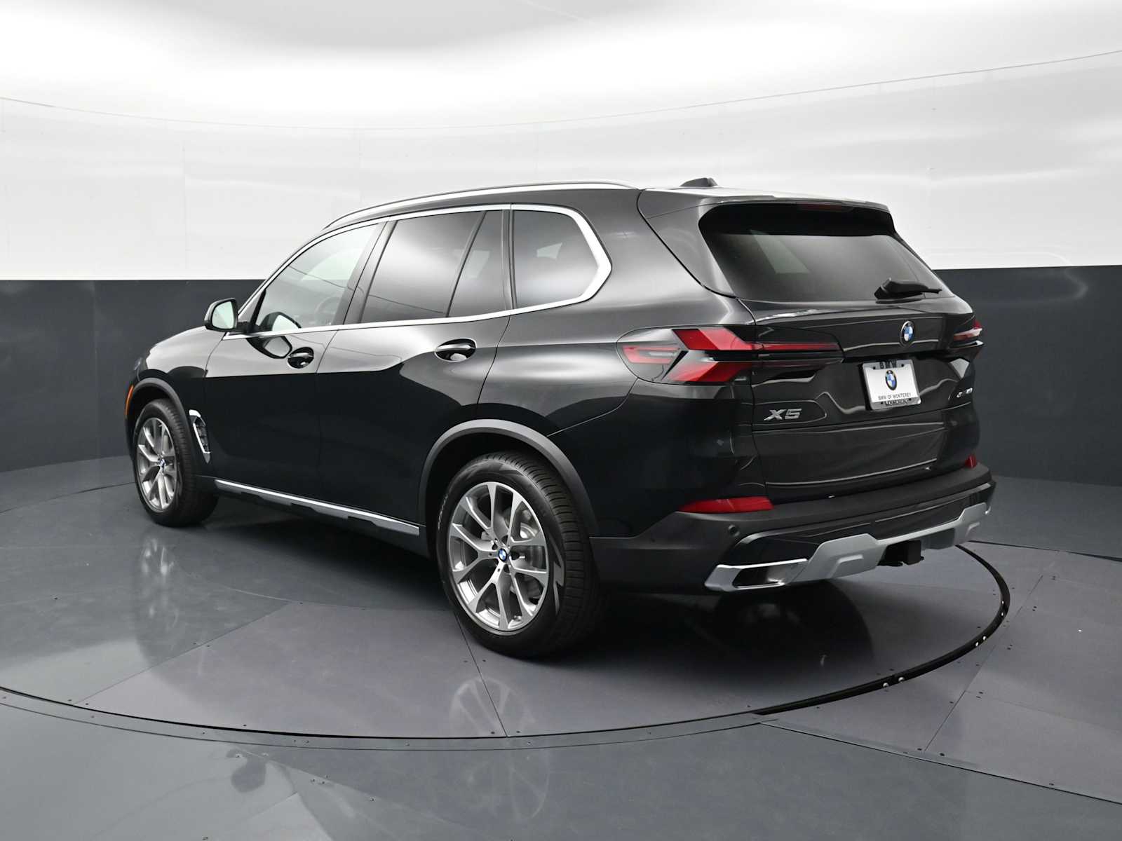Thumbnail: 2026 BMW X5 - 7