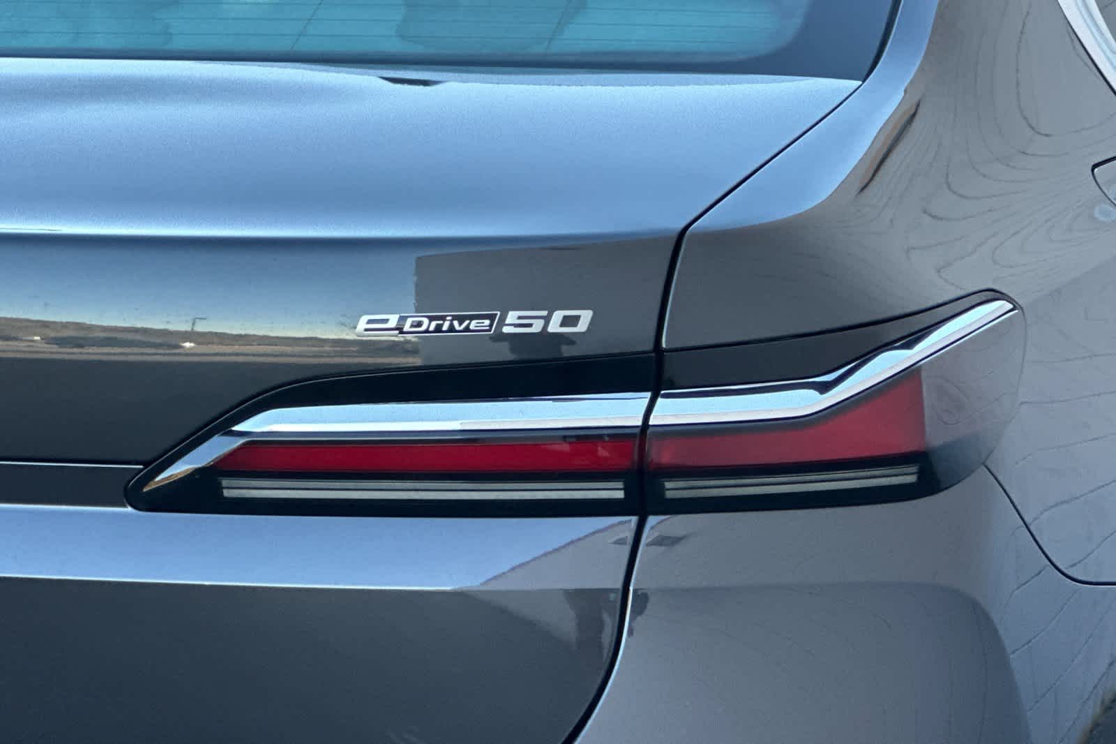 Thumbnail: 2025 BMW i7 - 28